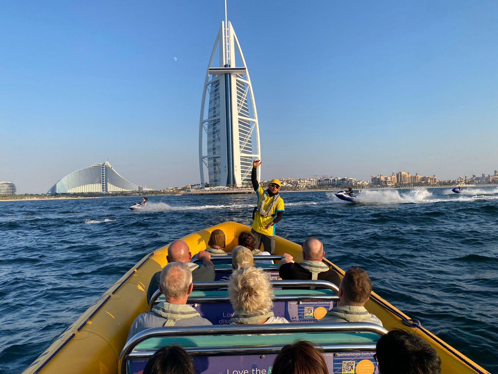 Dubai Marina Speedboat Sightseeing Tour