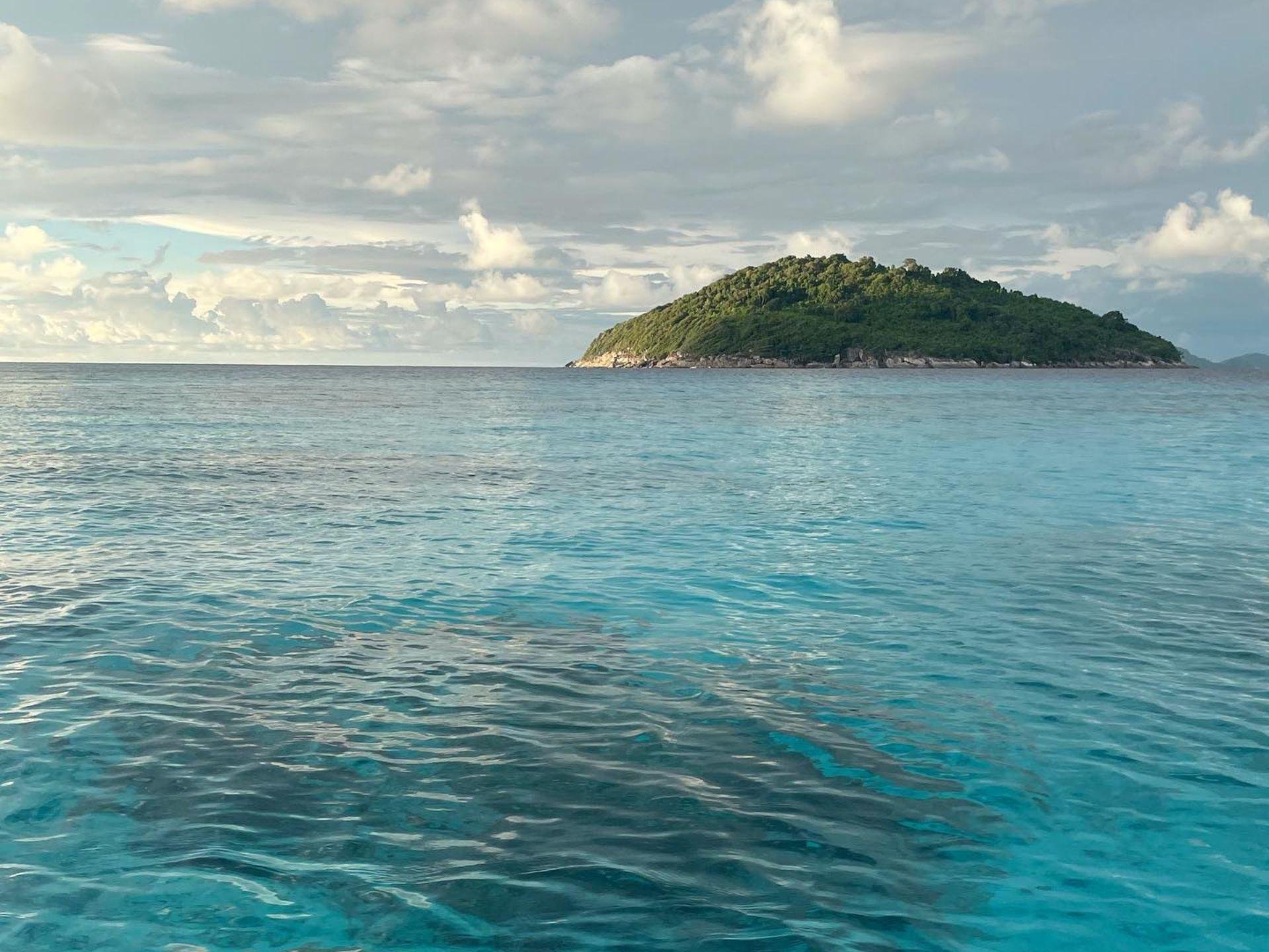 Phuket: Sunset Catamaran Cruise to Coral Island