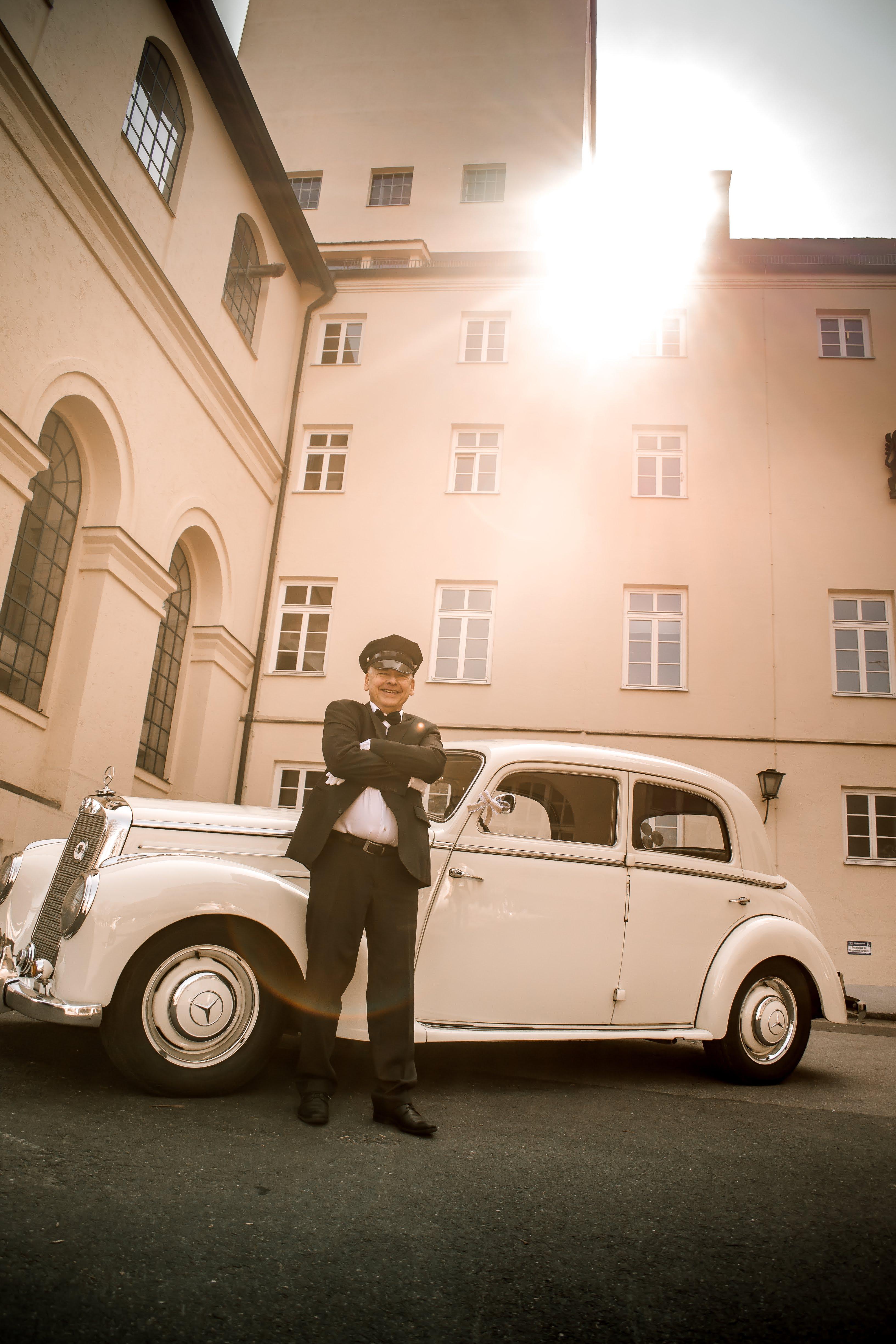 Munich Vintage Car Tour with Local Guide