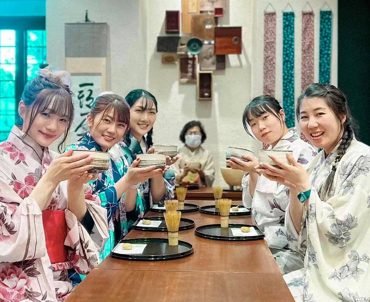 Mt. Fuji & Lake Kawaguchiko Full-Day Tour with Ropeway & Matcha