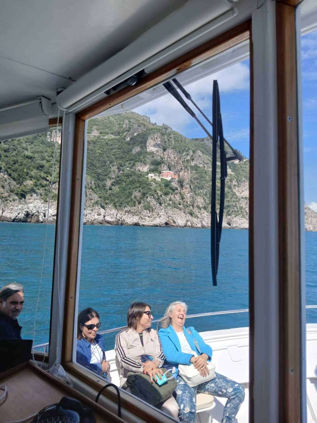 Amalfi Coast Boat Cruise from Salerno – Lunch, Aperitif & Swim Stops