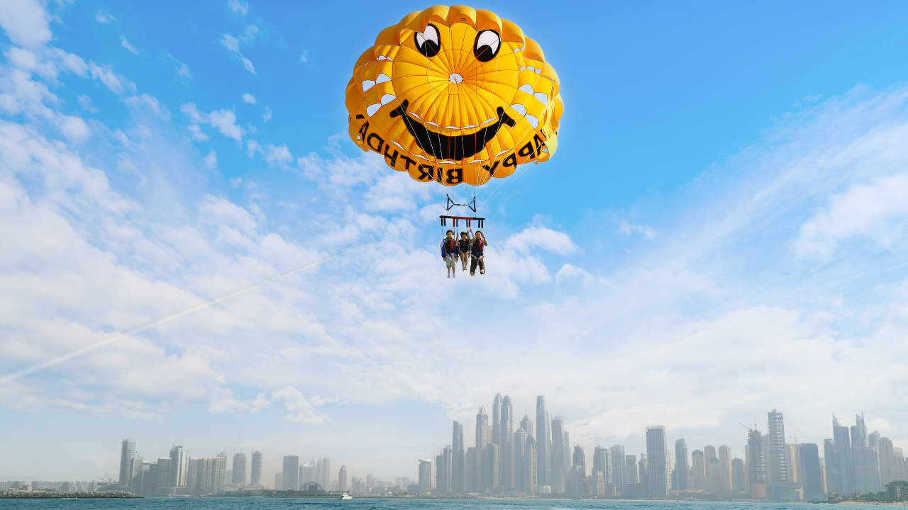 Dubai Parasailing: Soar Over Palm Jumeirah & JBR
