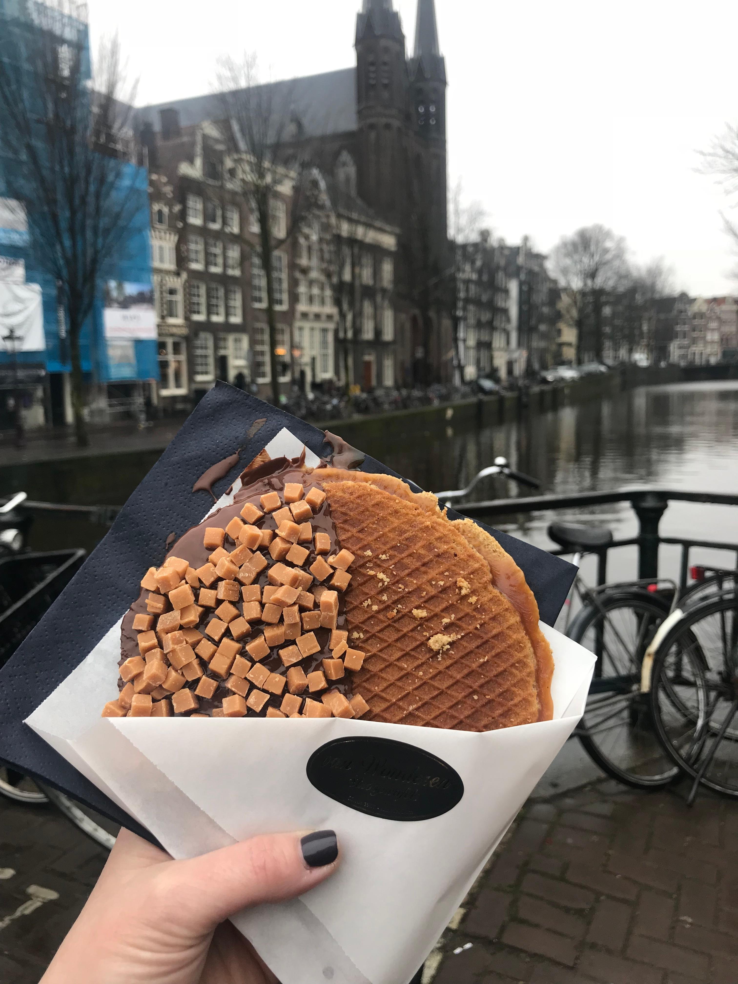 Amsterdam Food Walk with Local Guide