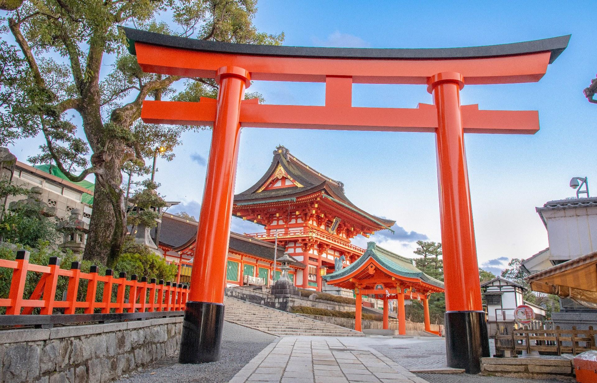 Nara, Fushimi Inari Taisha, and Arashiyama Day Tour from Osaka/Kyoto