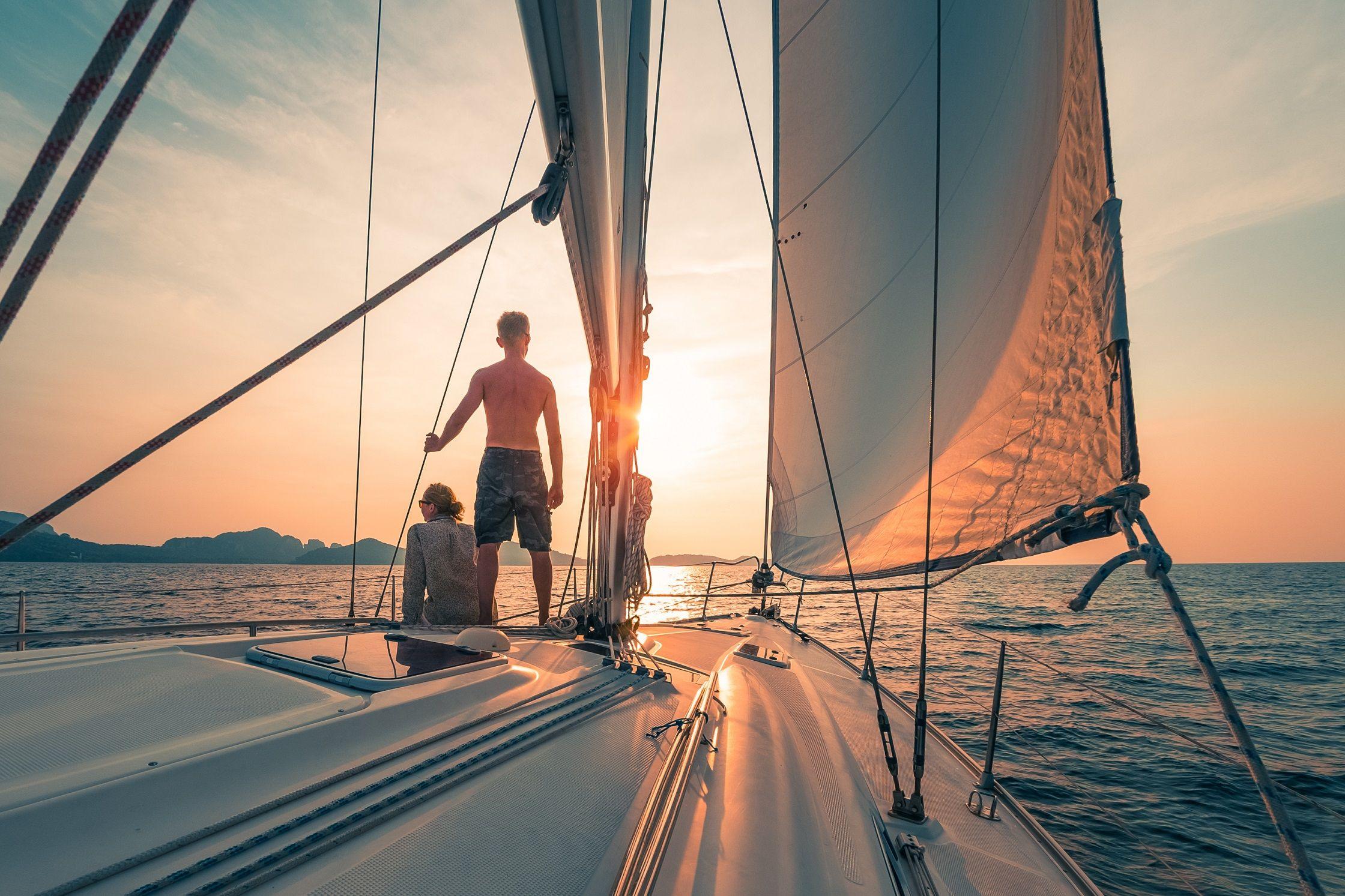 Dia Island Sailing Cruise with Cretan Meal, Drinks & SUP
