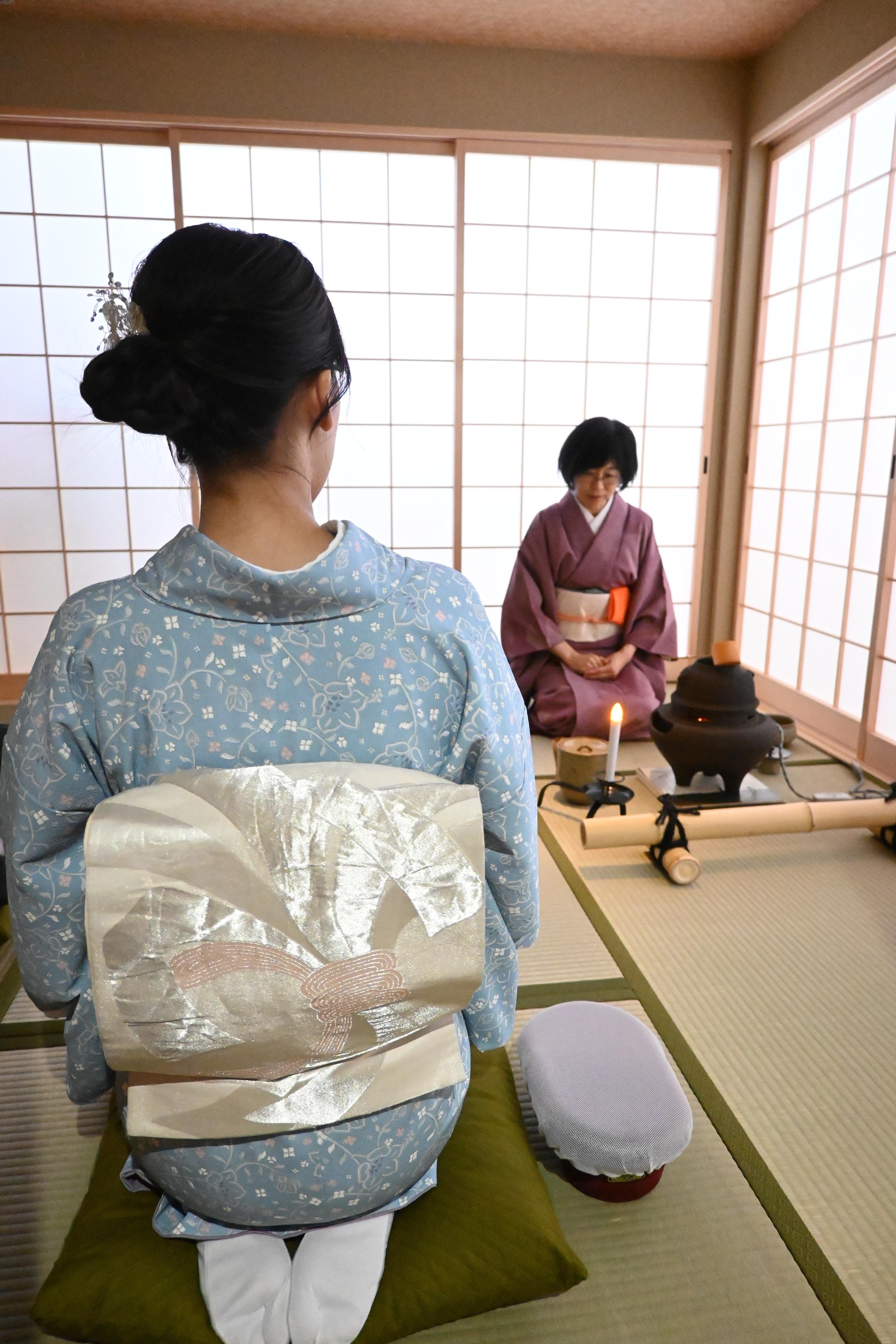 Osaka Cultural Arts: Kimono, Tea Ceremony & Calligraphy Experience
