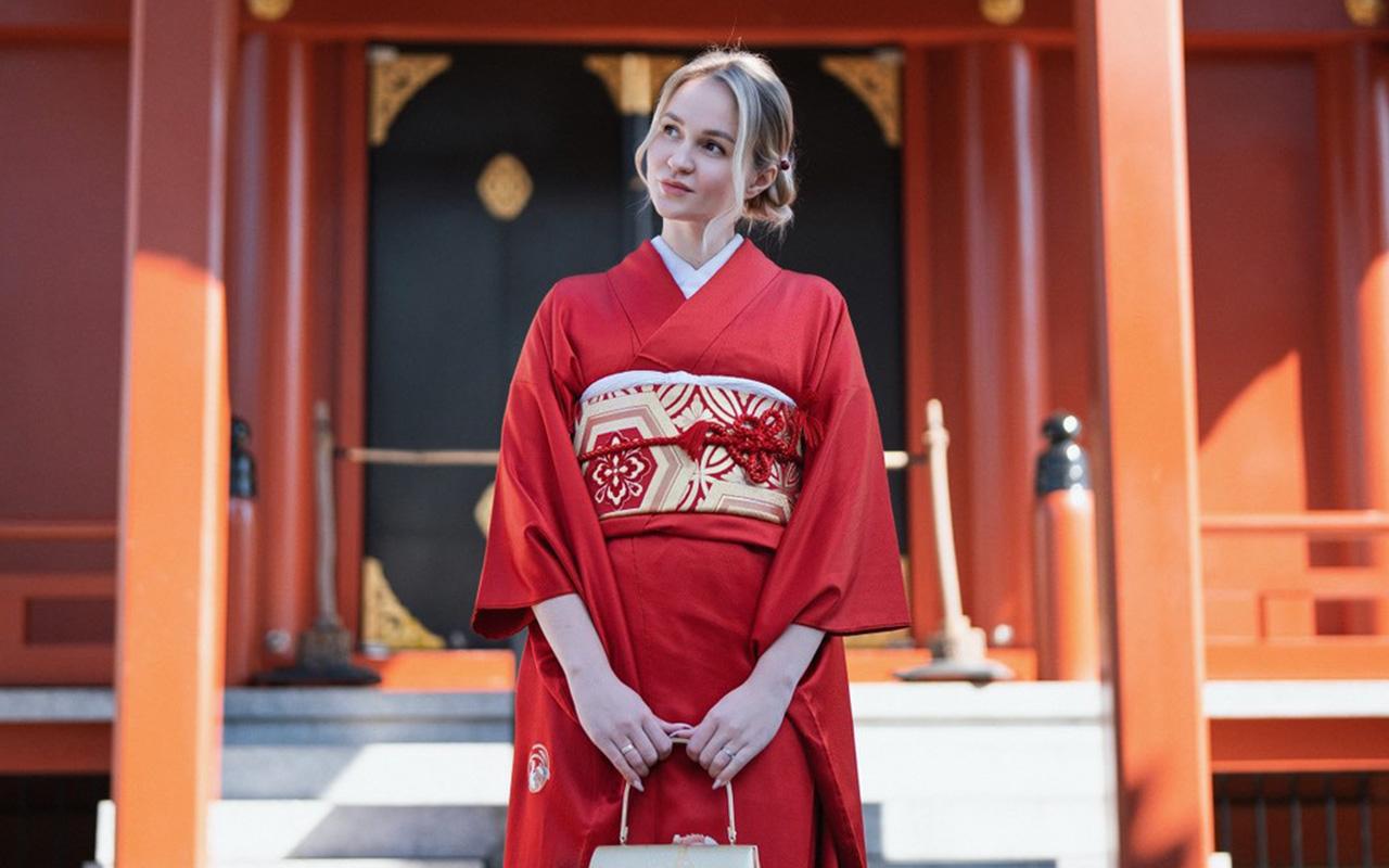 Tokyo Kimono Rental Experience Near Asakusa Temple