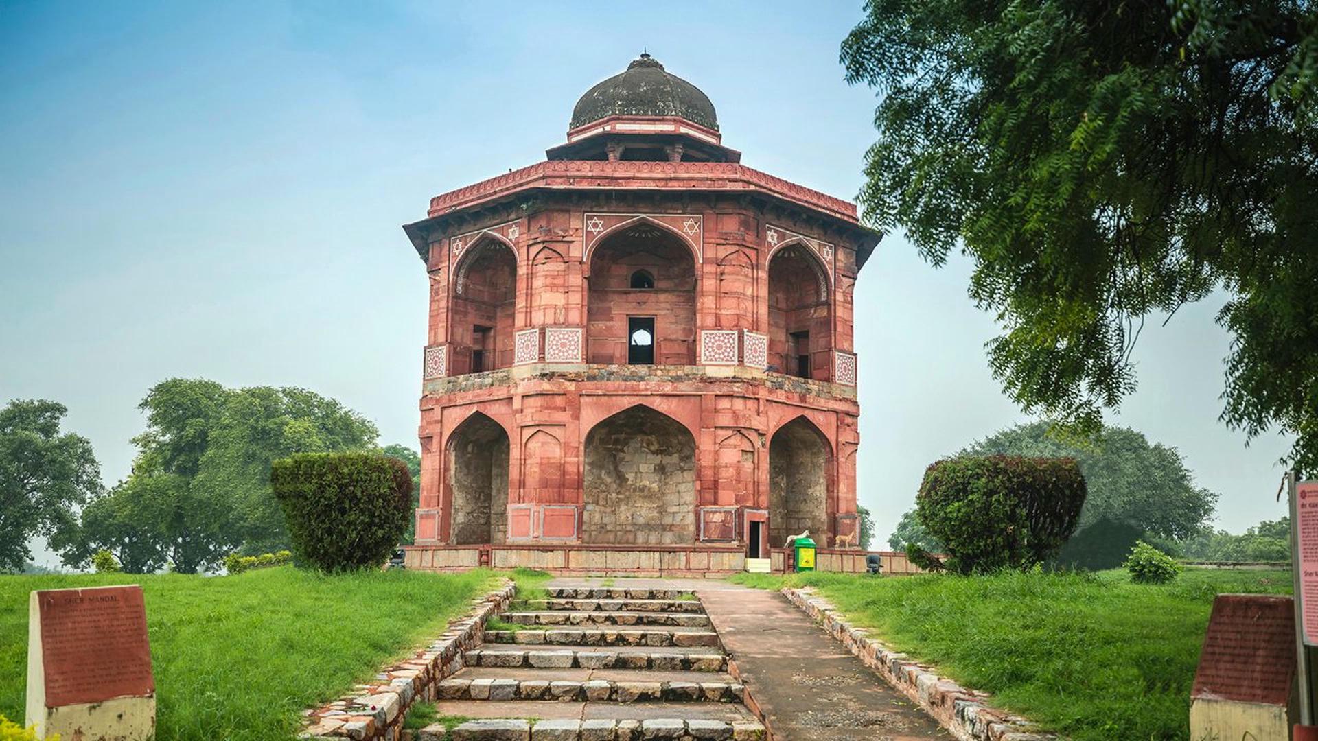 Delhi Hidden Gems: Secret History Private Day Tour
