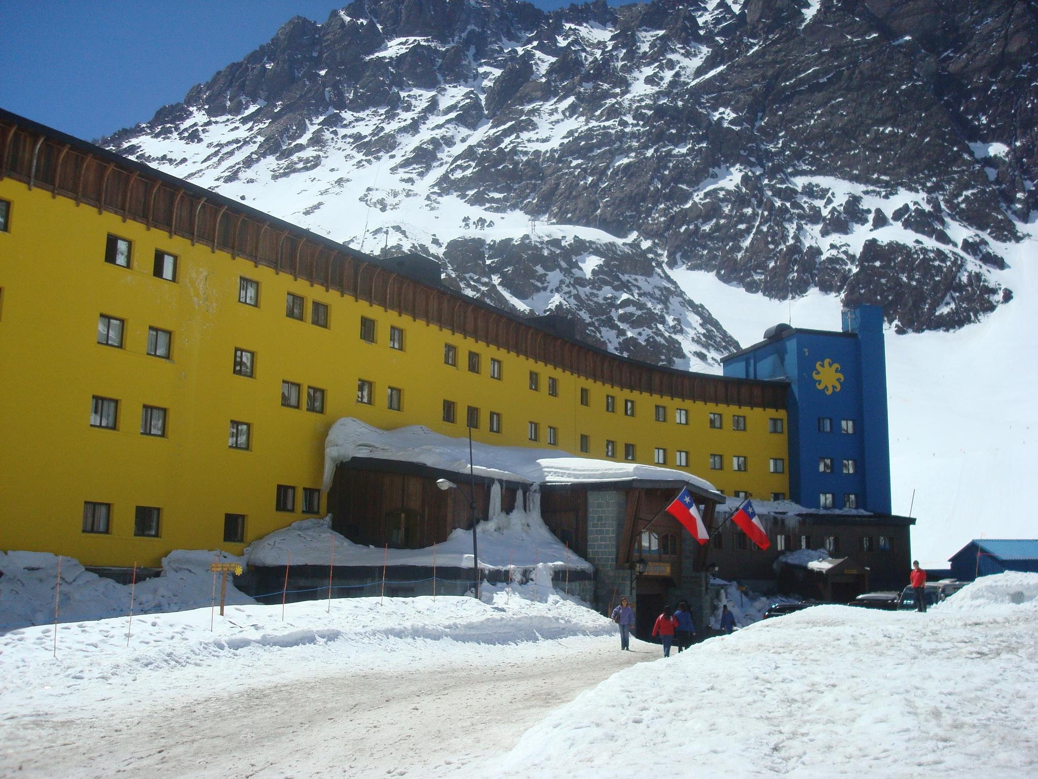 Portillo & Laguna del Inca High-Altitude Adventure with Picnic