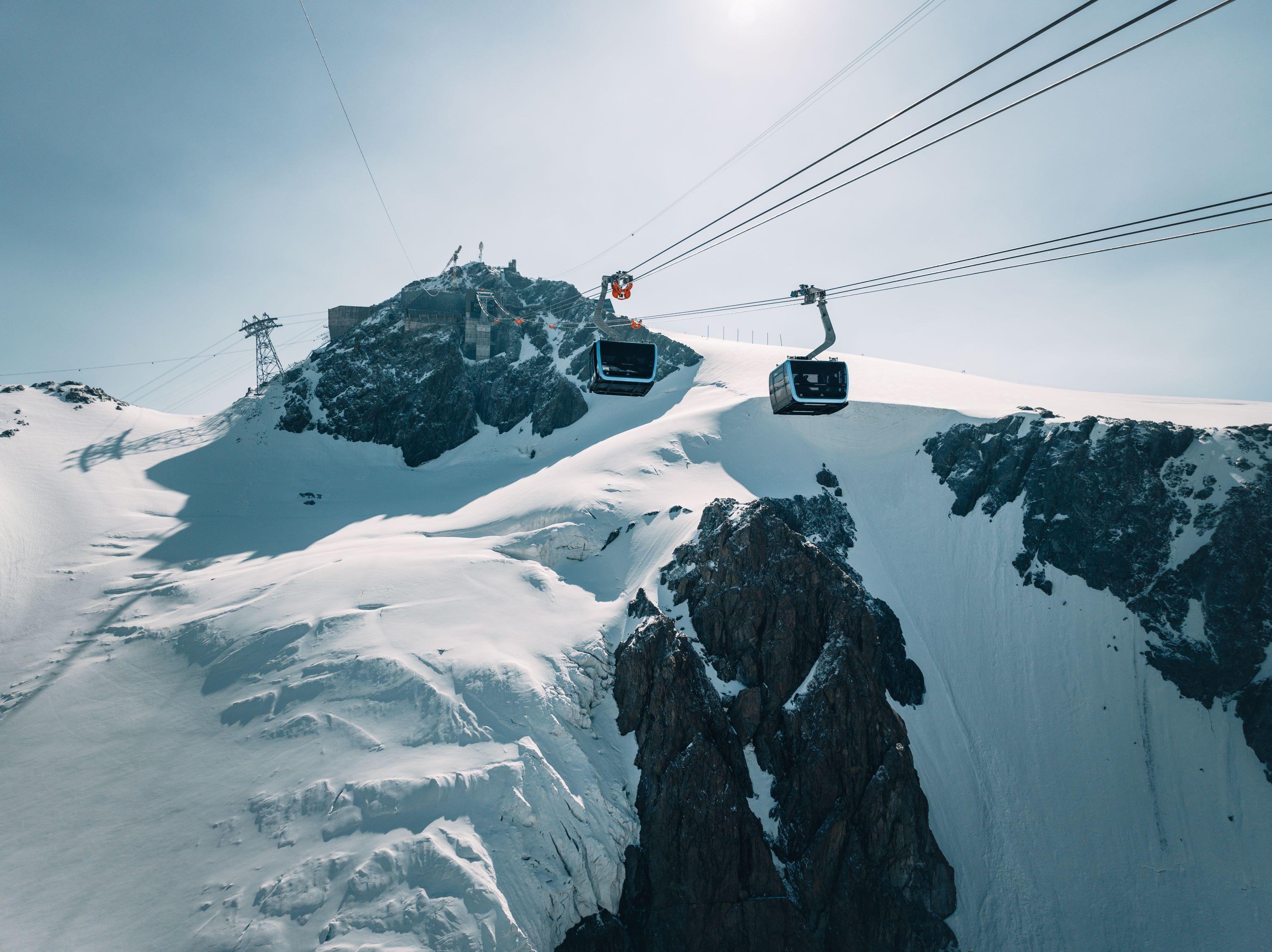 Geneva: Zermatt Day Trip & Matterhorn with Skyglass bus - 2026 (Verified Reviews)