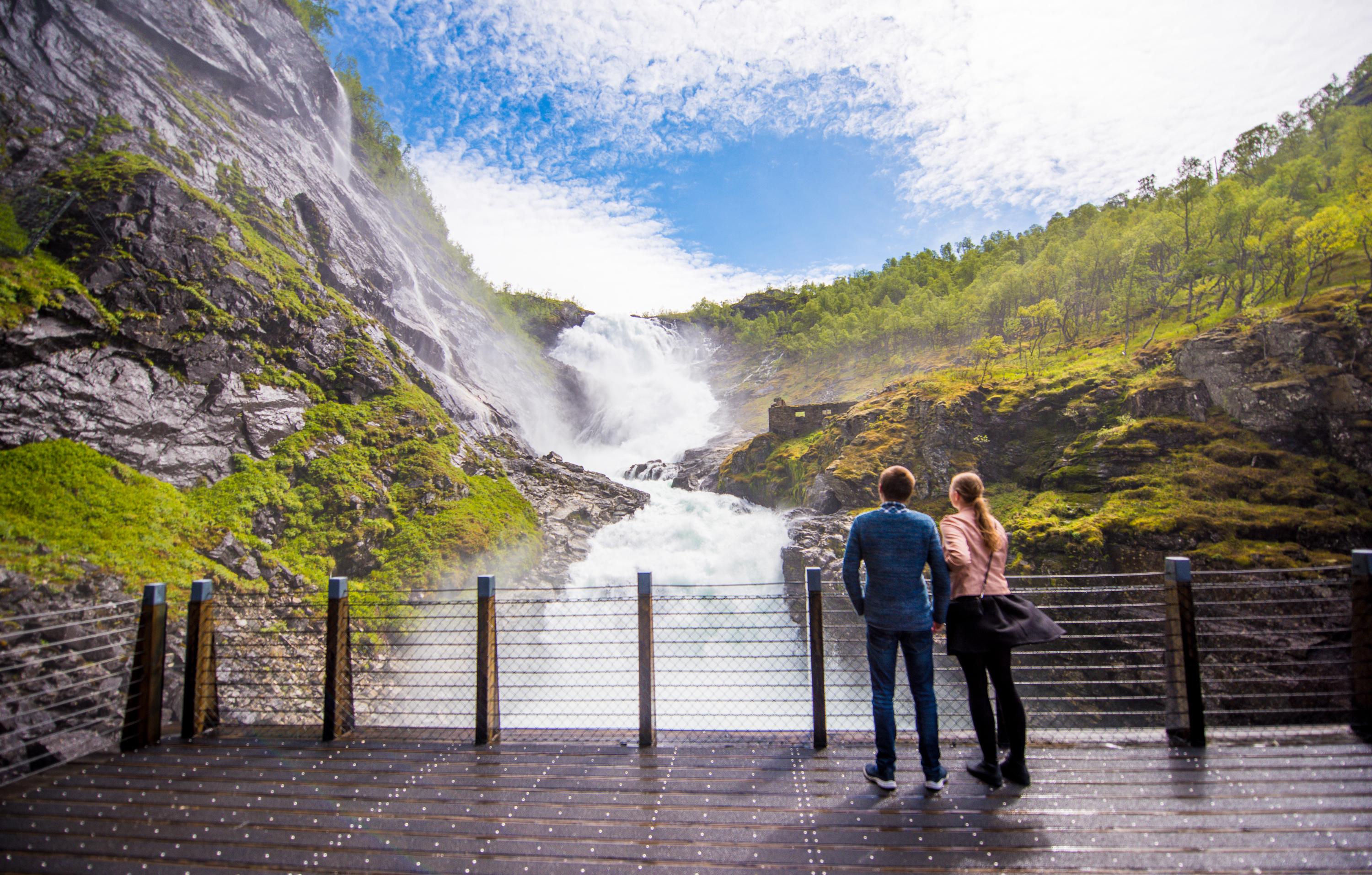Bergen: Viking Village, Nærøyfjord Cruise & Flåm Railway - 2026 (Verified Reviews)