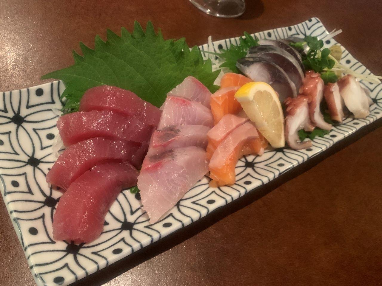 Osaka Culinary Adventure: 12-Dish Izakaya & Street Food Tour