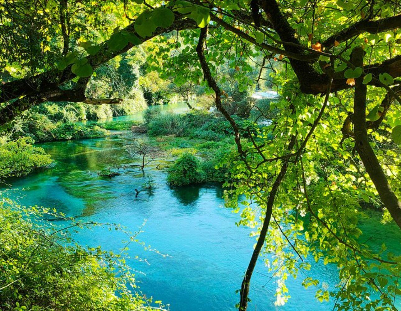 Blue Eye Spring & Lekuresi Fortress Tour