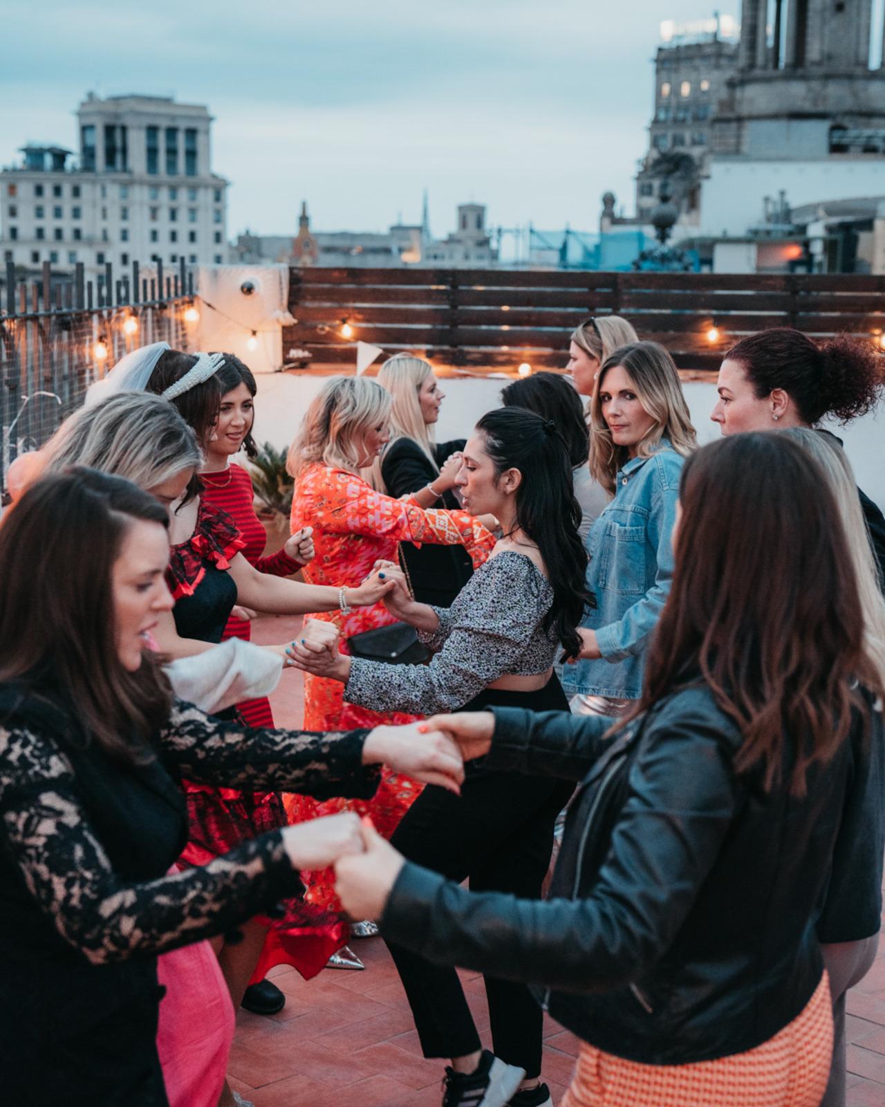 Barcelona rooftop salsa class — bottomless sangria, beginner-friendly lesson with city skyline views — image 6