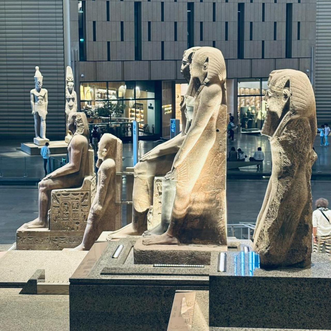 Cairo & Pyramids Day Trip by Flight from Hurghada