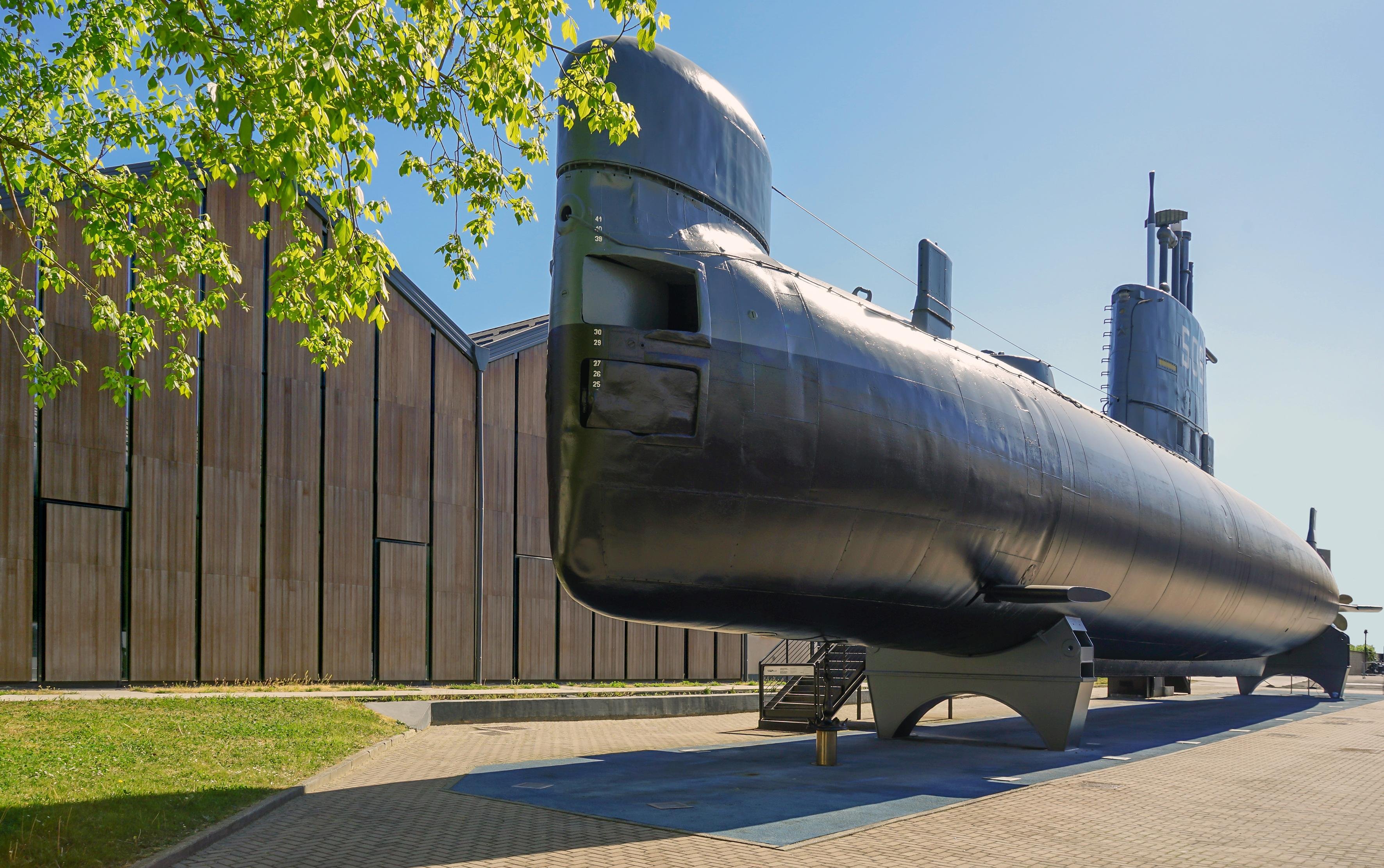 Milan City Pass: Duomo, La Scala & Navigli Canal Cruise