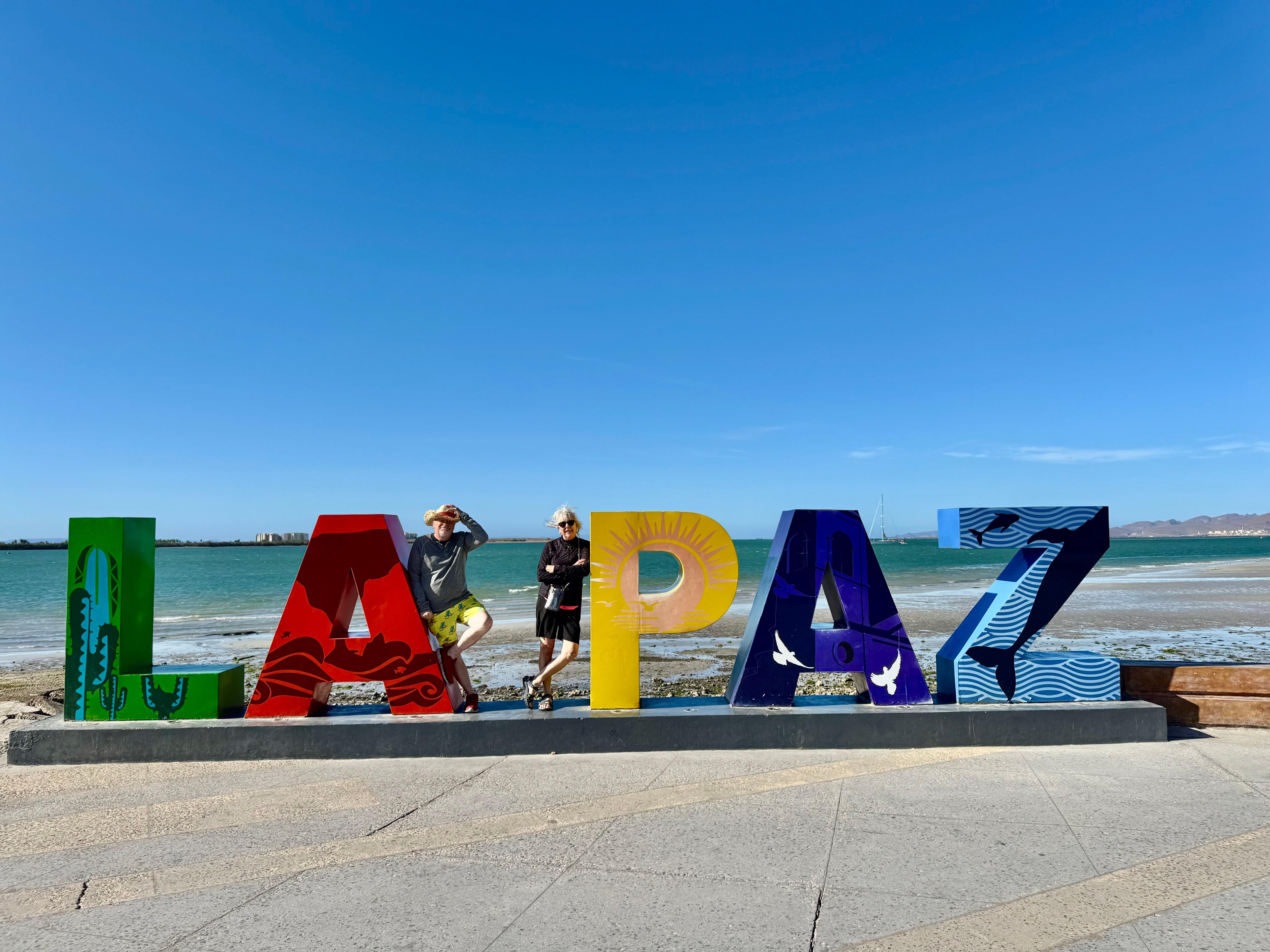 Cabo to La Paz Private Day Tour: Todos Santos, Balandra Beach & Cerritos Sunset