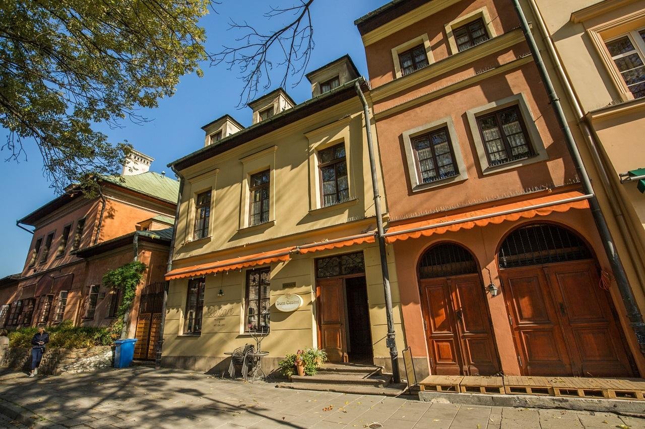 Krakow: Kazimierz, Schindler's Factory & Ghetto Guided Tour - 2026 (Verified Reviews)