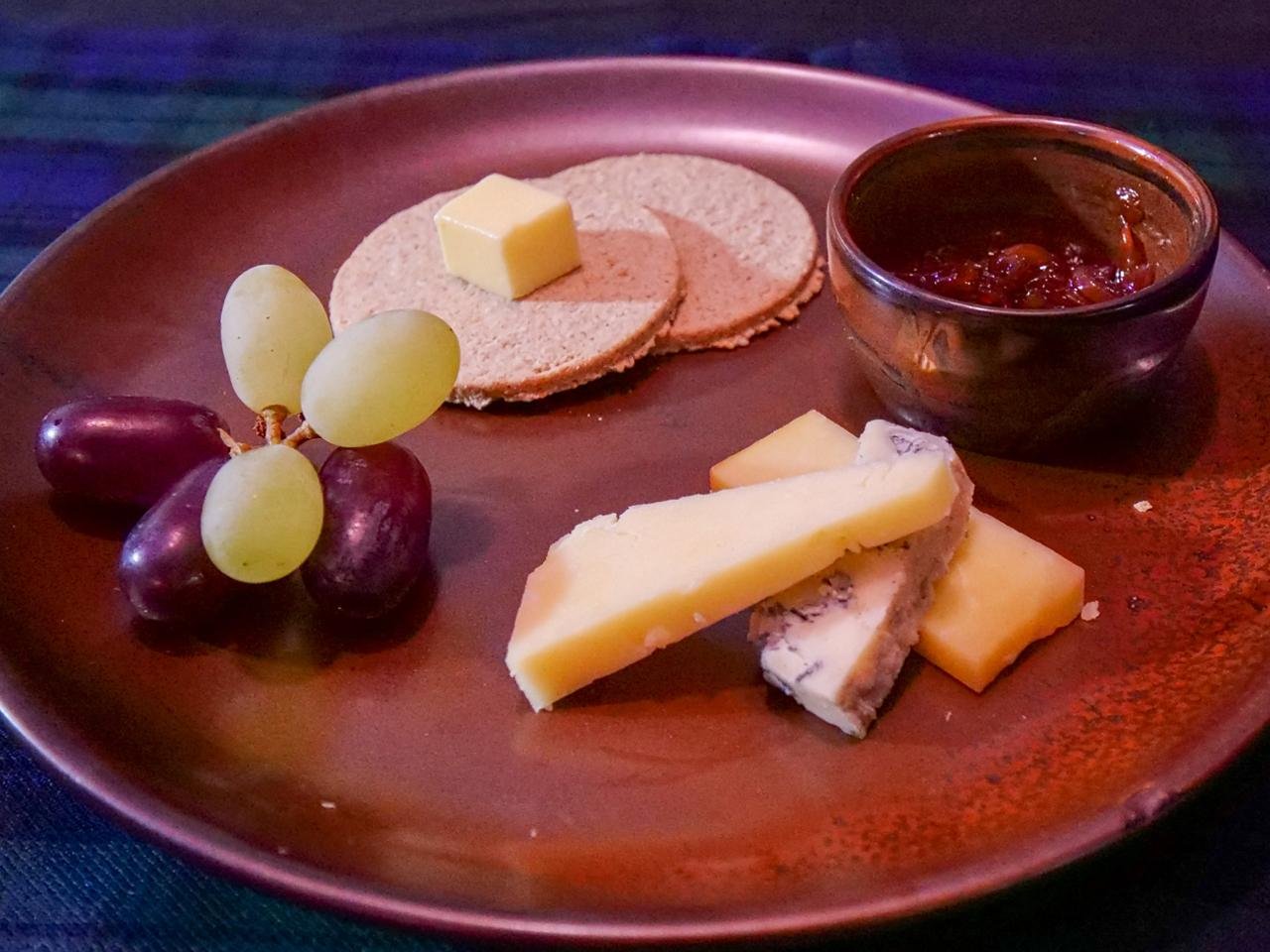Whisky Tasting & Scottish Cheese Pairing in Glasgow