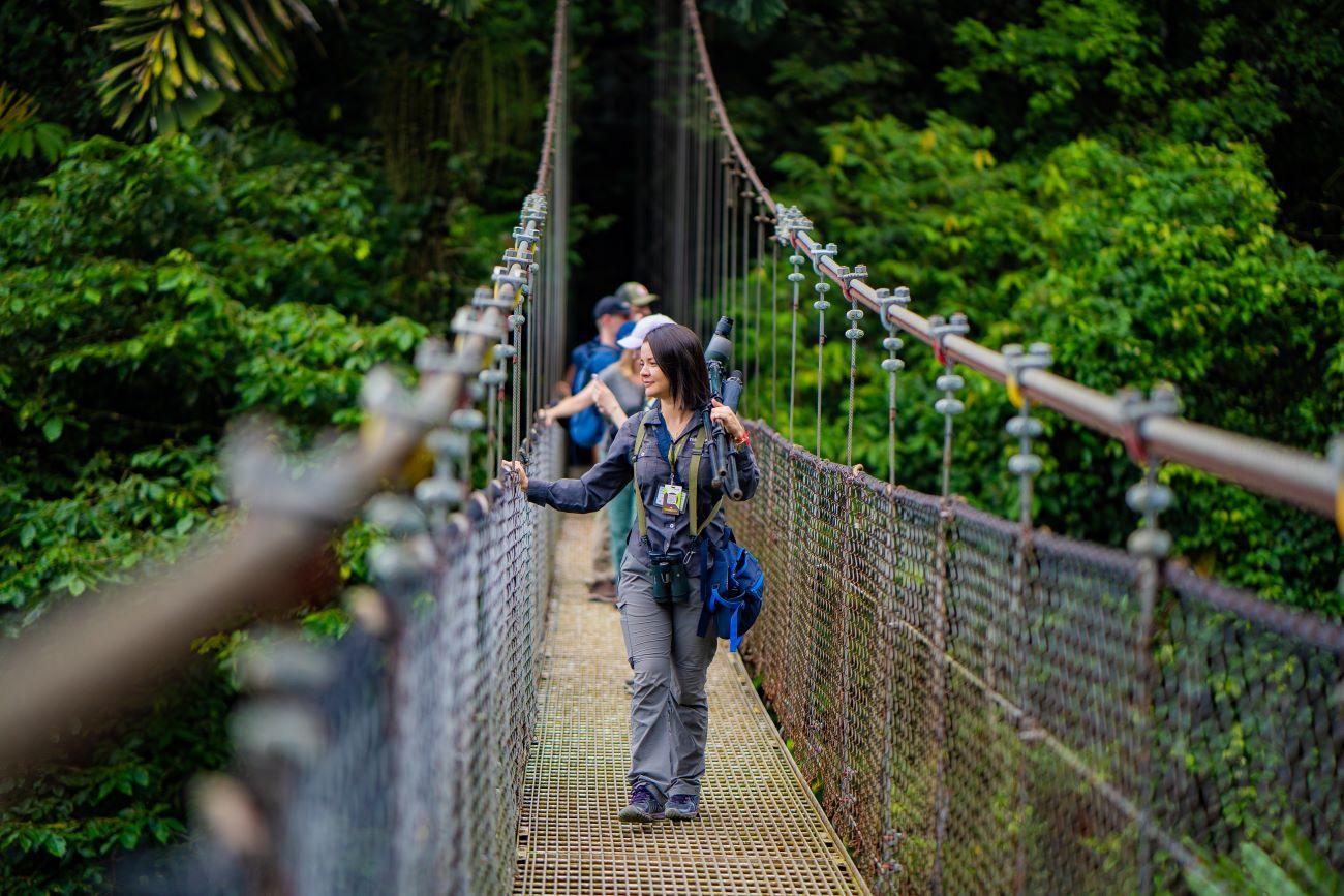 La Fortuna: Guided Hanging Bridges Rainforest Walk