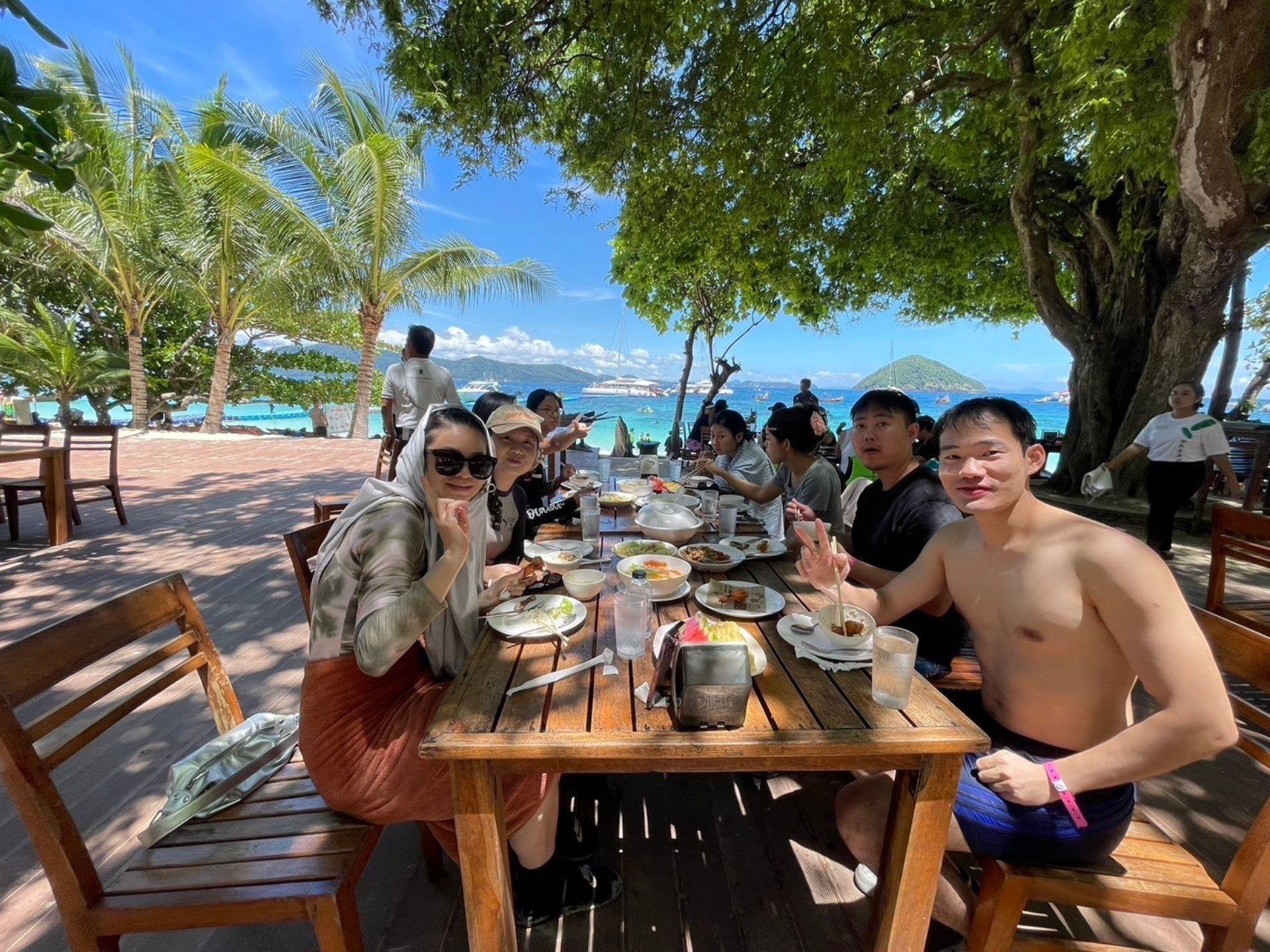 Phuket Speedboat Excursion: Racha & Coral Island