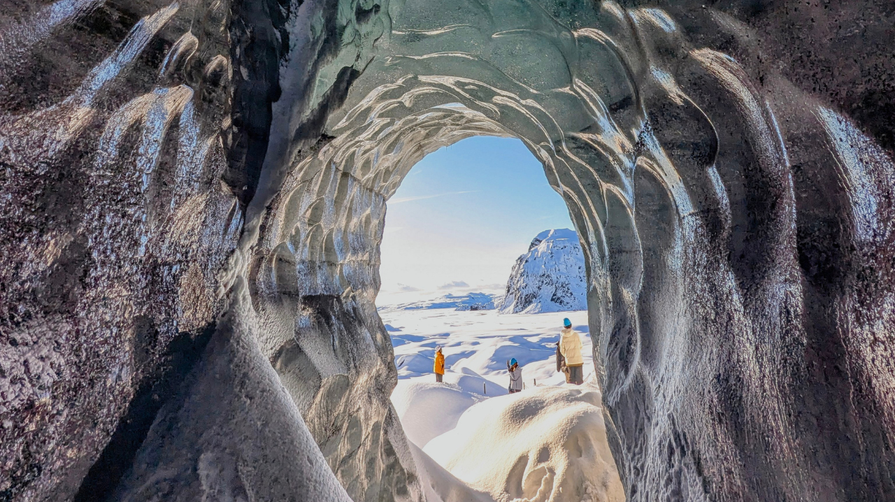 Reykjavik: South Coast & Katla Ice Cave Small Group Adventure