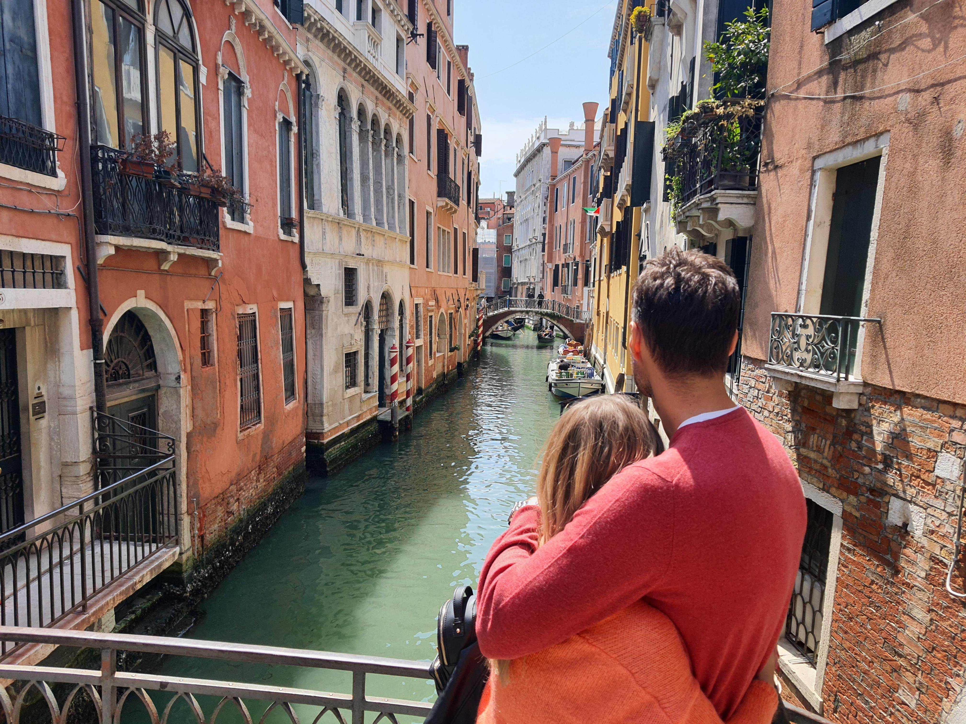 Venice Walking Tour: Icons & Hidden Treasures