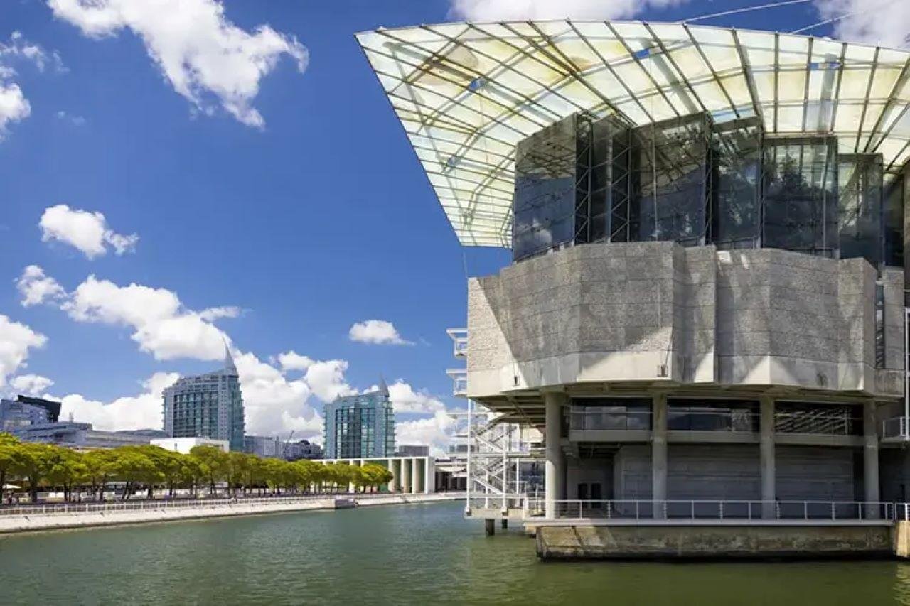 Lisbon Oceanarium Entry & Tagus River Cruise