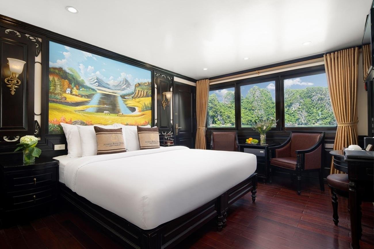 2-Day Halong & Bai Tu Long Bay 5-Star Cruise from Hanoi