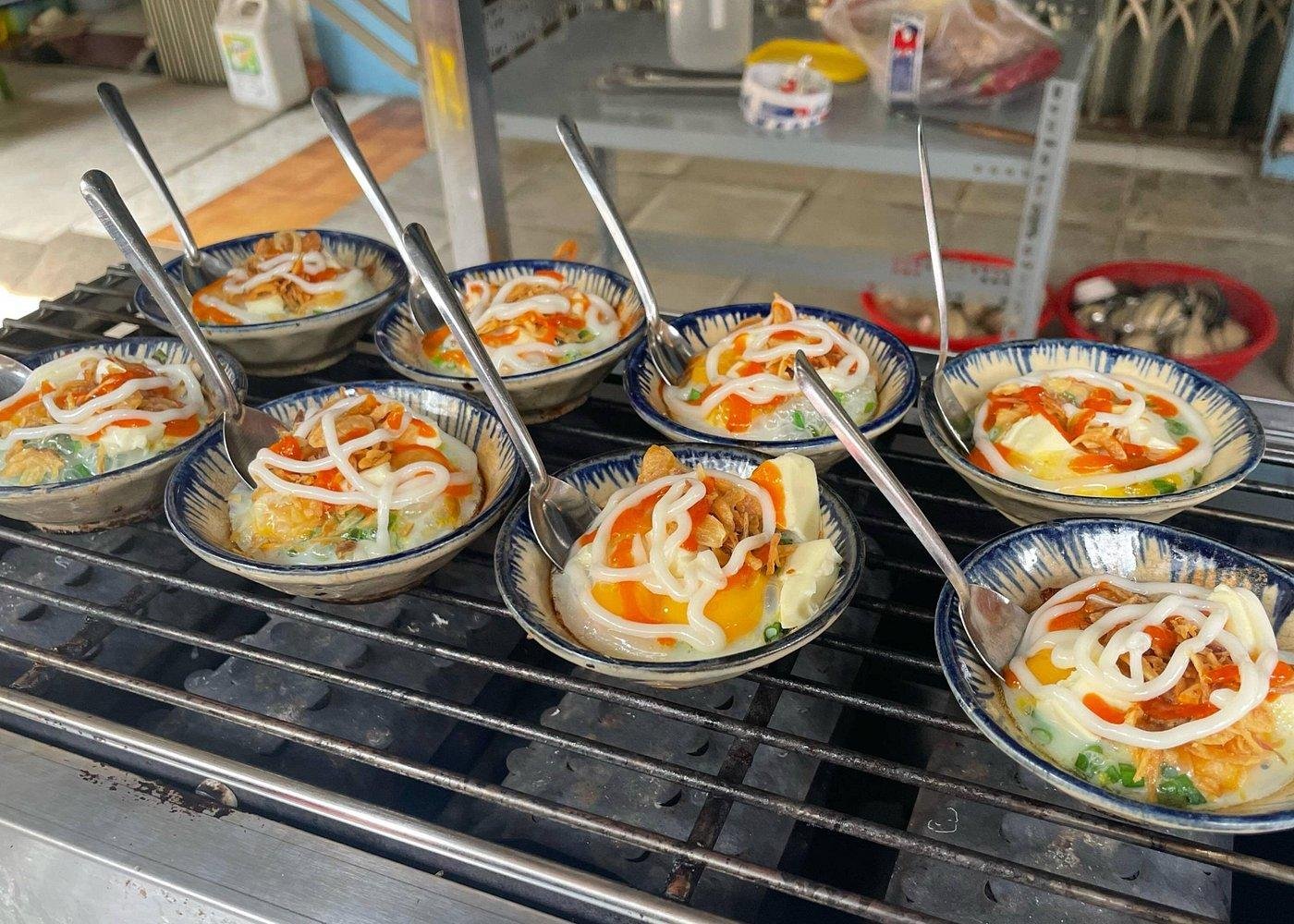 street food tour in Saigon — photo 16