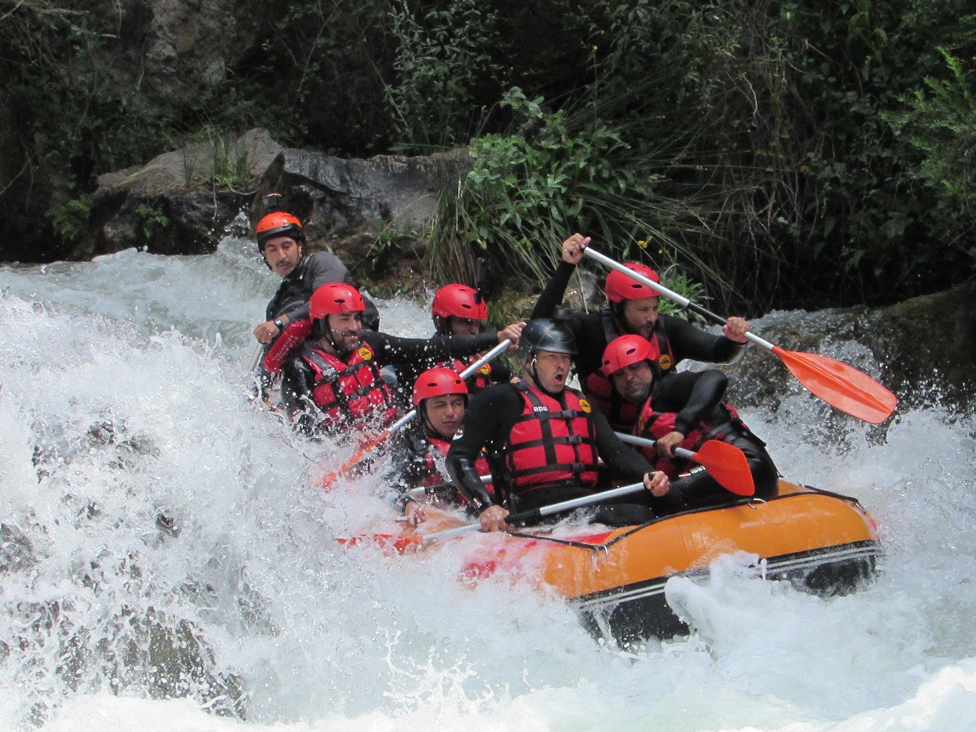 Montanejos Rafting & Thermal Springs Day Trip