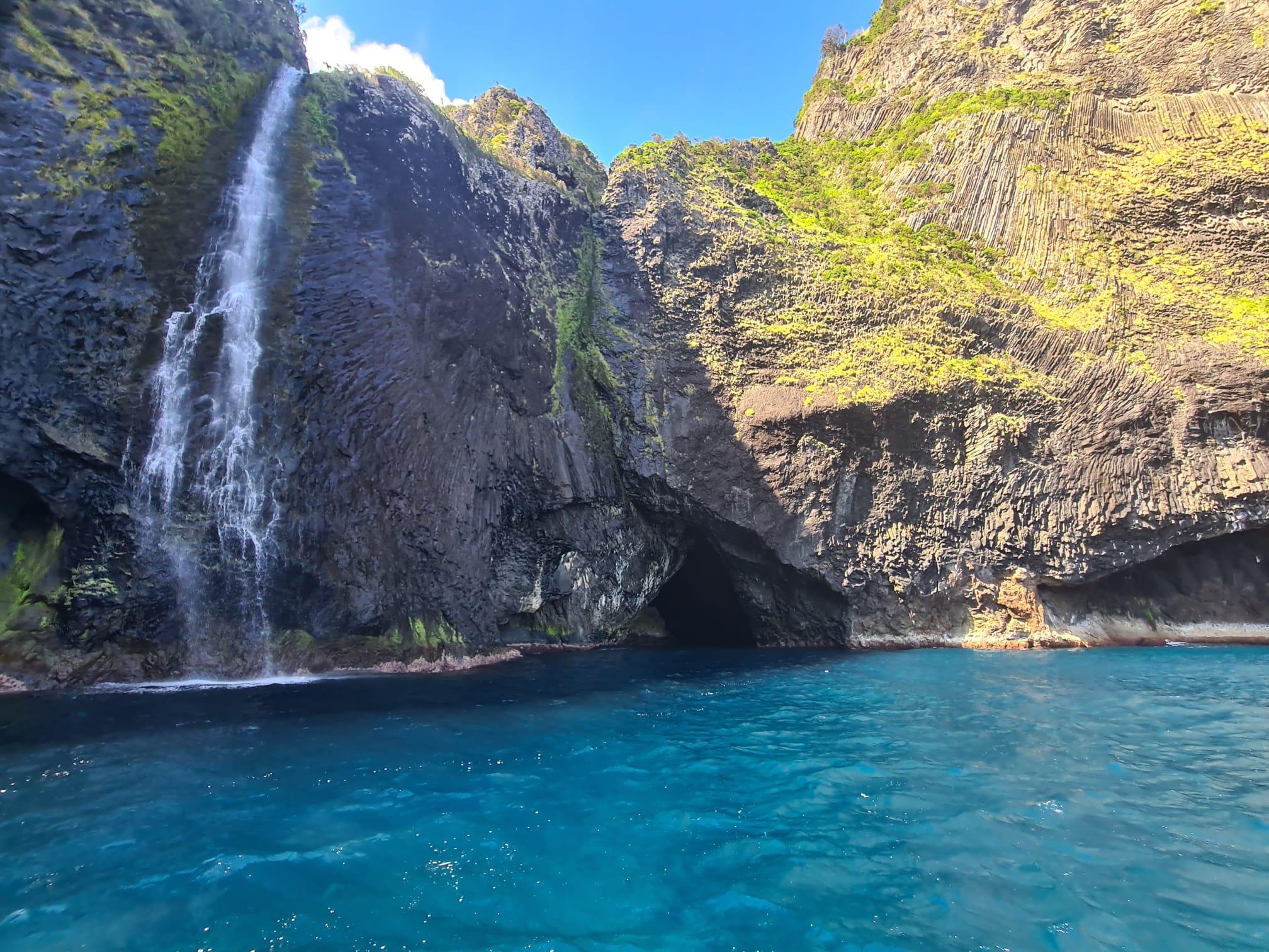 Pirates Route: Sea Caves & Snorkeling with Marine Biologist