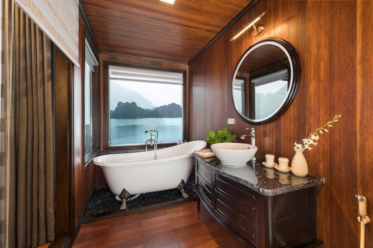 Ha Long & Lan Ha Bay 2-Day 5-Star Balcony Cruise