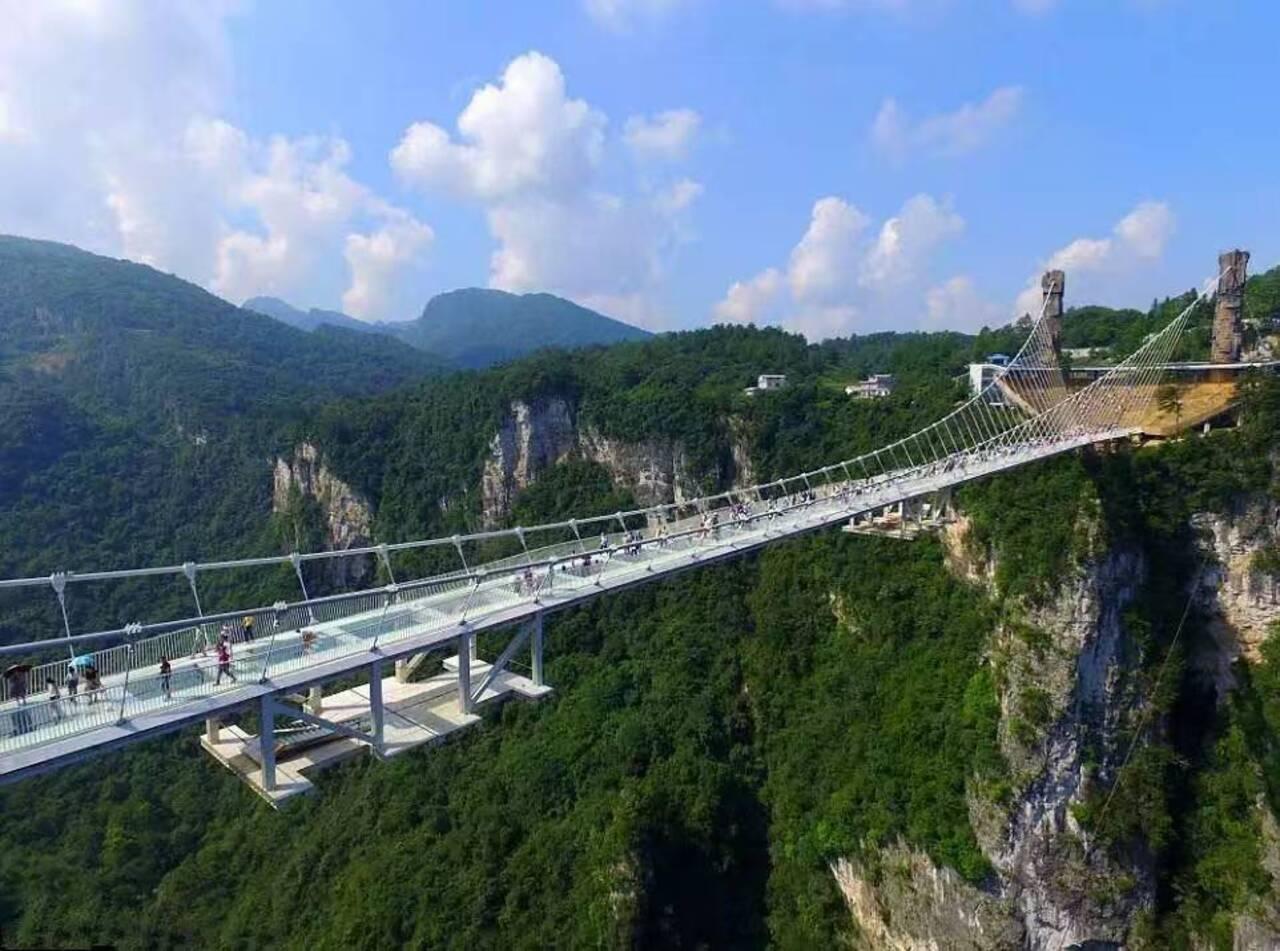 Zhangjiajie 3-Day Summer Escape: Rafting, Glass Bridge & Furong Ancient Town