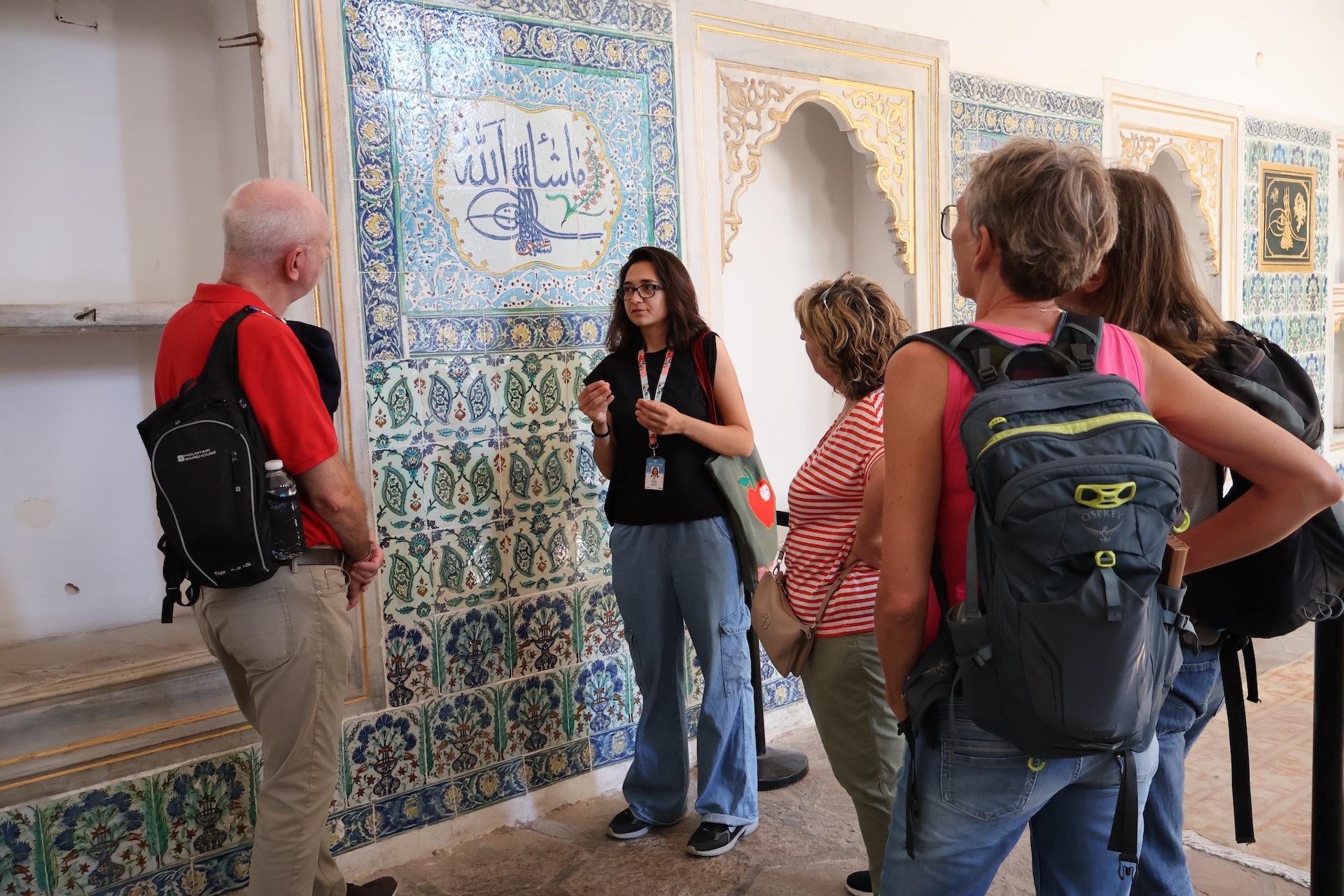Topkapi Palace & Harem Guided Small Group Tour
