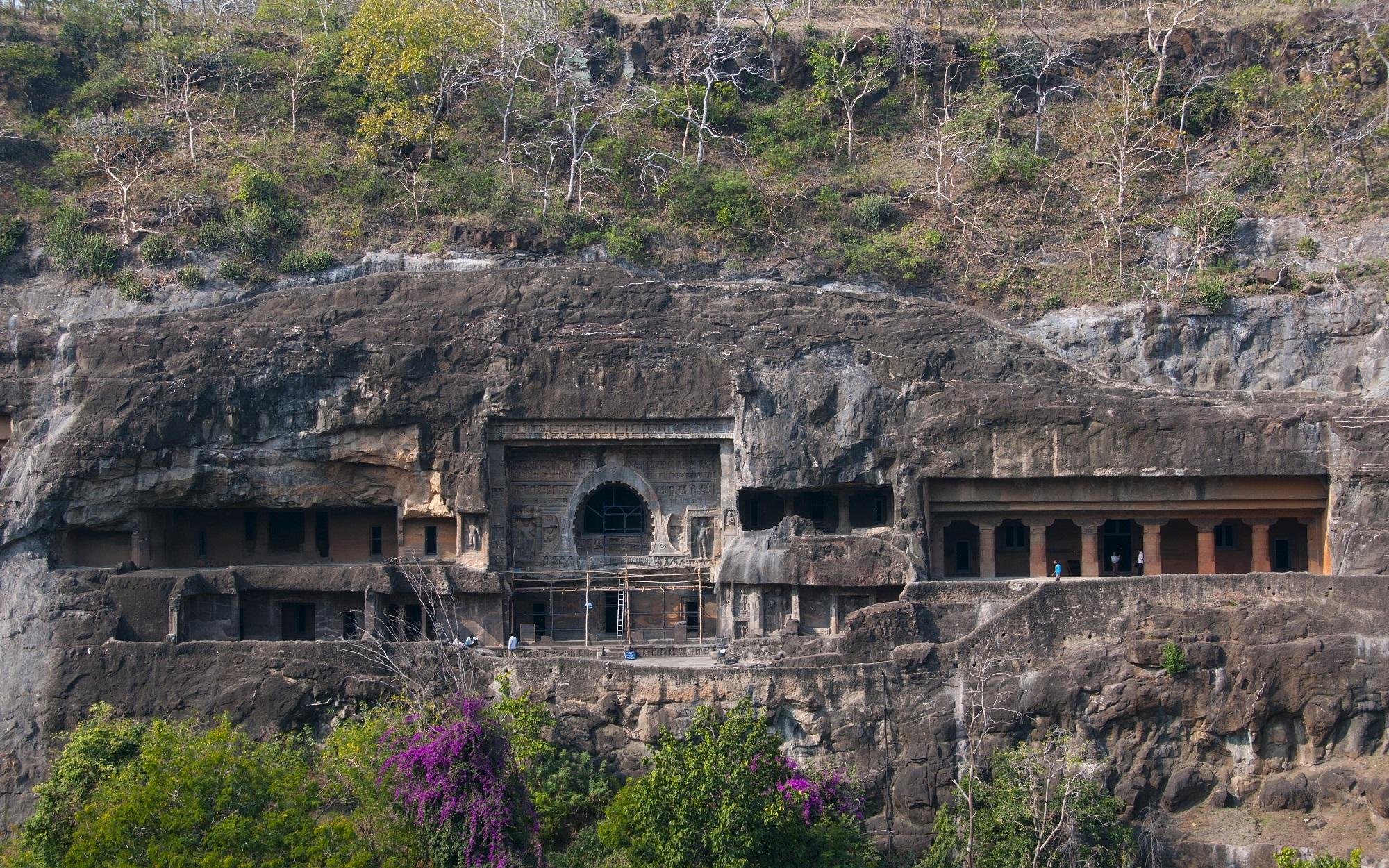 Ajanta Caves & Bibi Ka Maqbara Private Day Tour