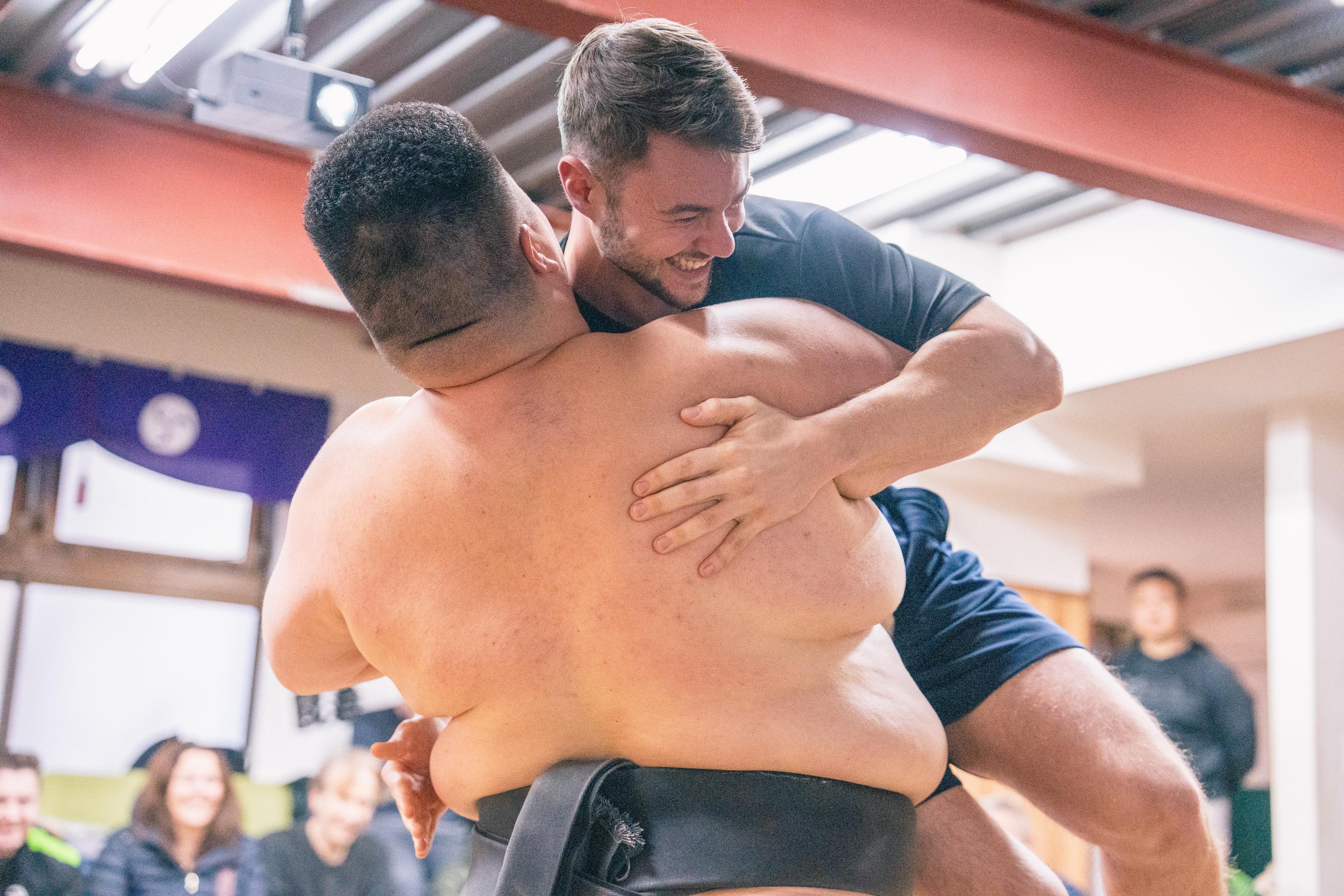 Tokyo: Authentic Sumo Wrestling Experience with Lunch