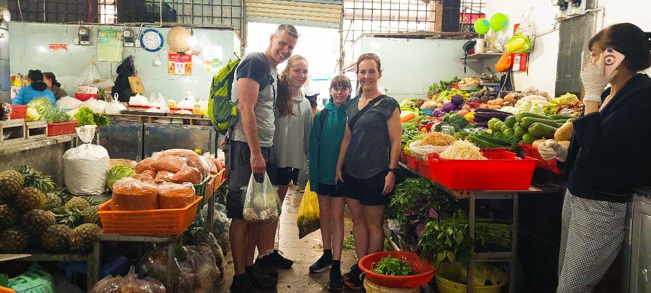 market tour in Dalat — photo 1