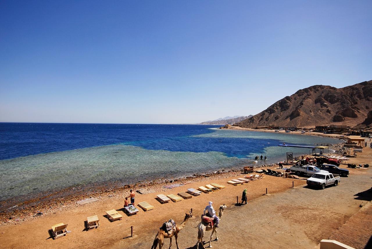 Sharm El-Sheikh: Colored Canyon, Blue Hole & Dahab Jeep Day Trip