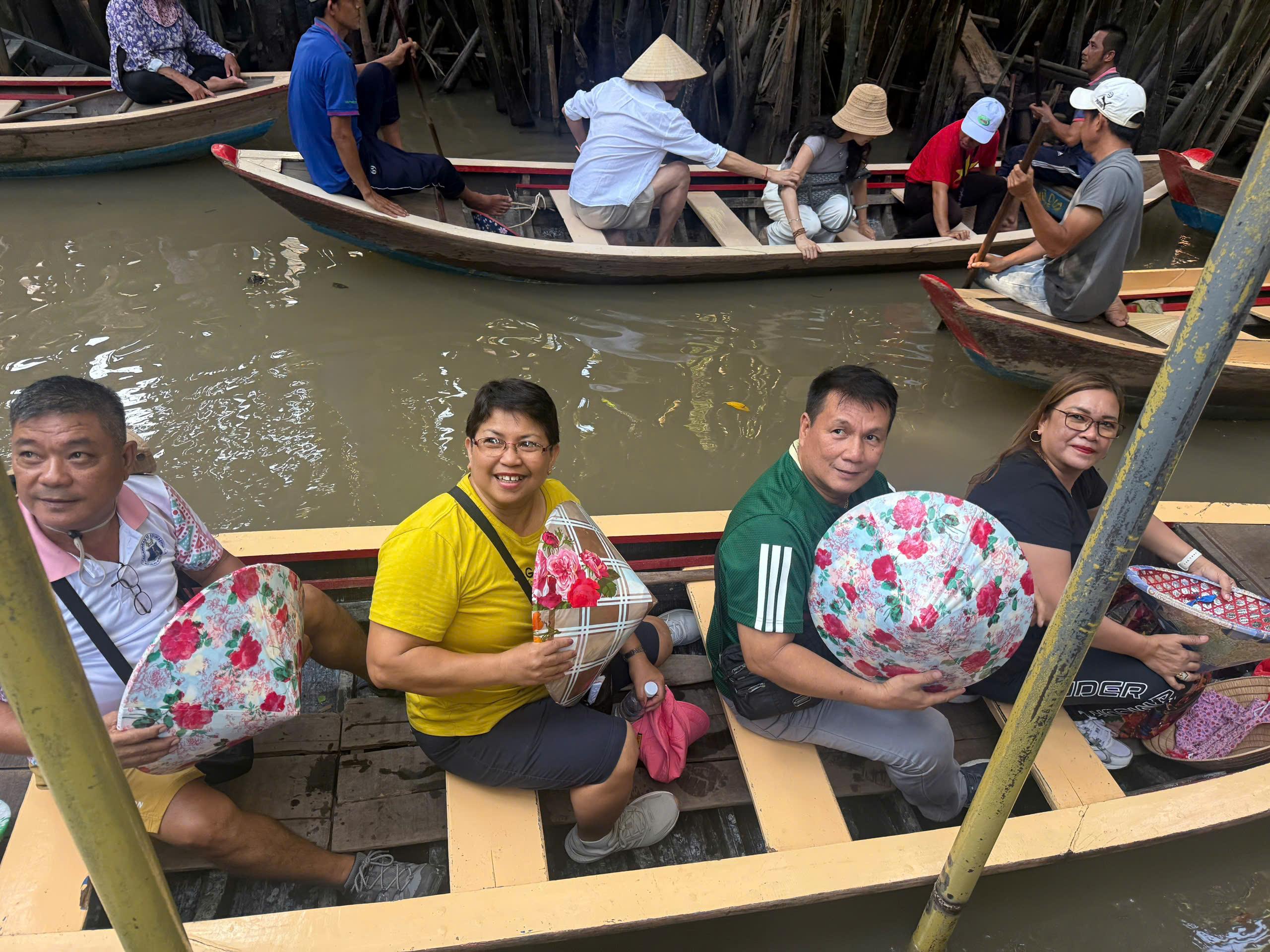 2-Day Mekong Delta Adventure & Cai Rang Market