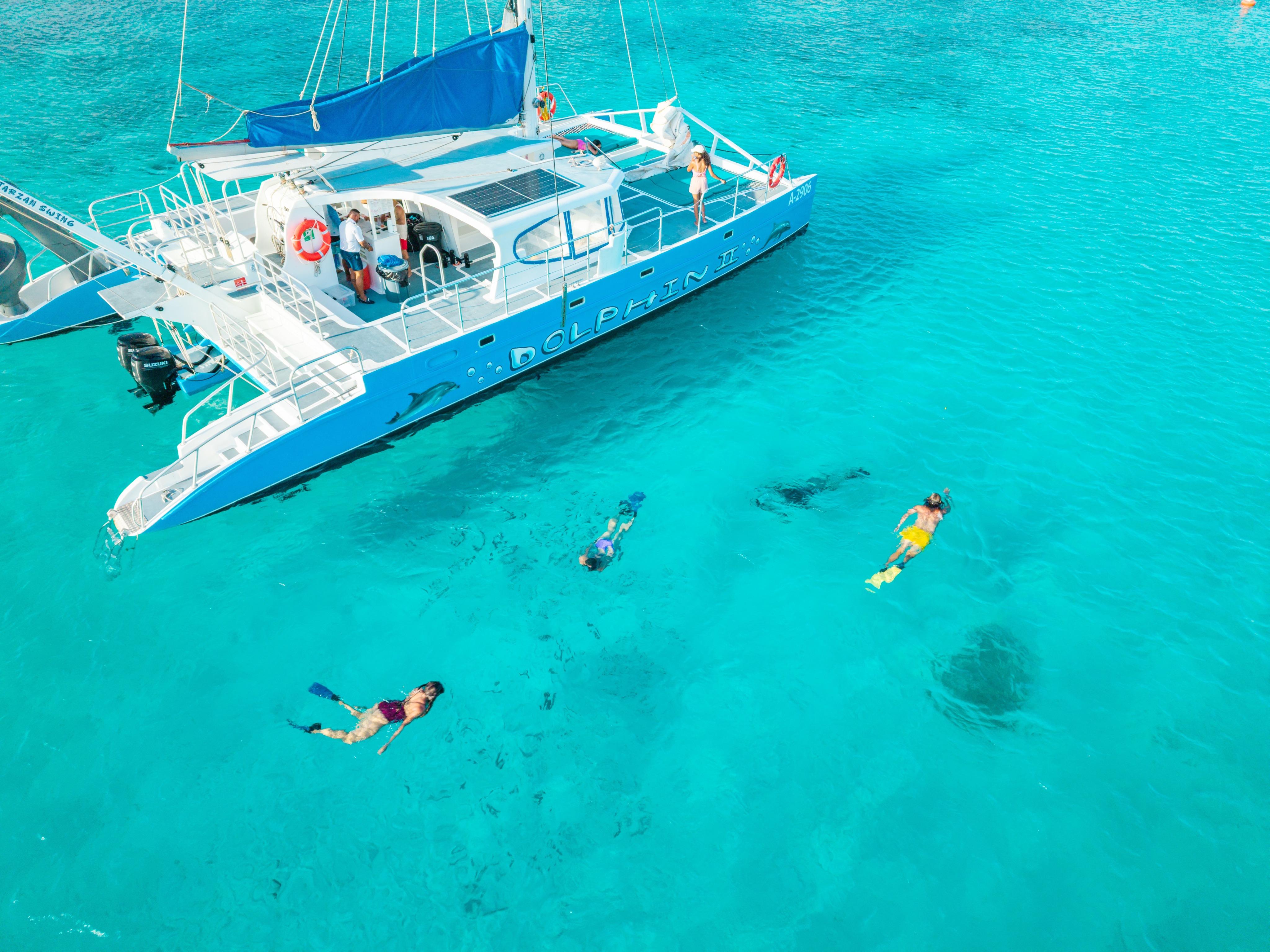 Aruba Catamaran Snorkel Adventure with Open Bar