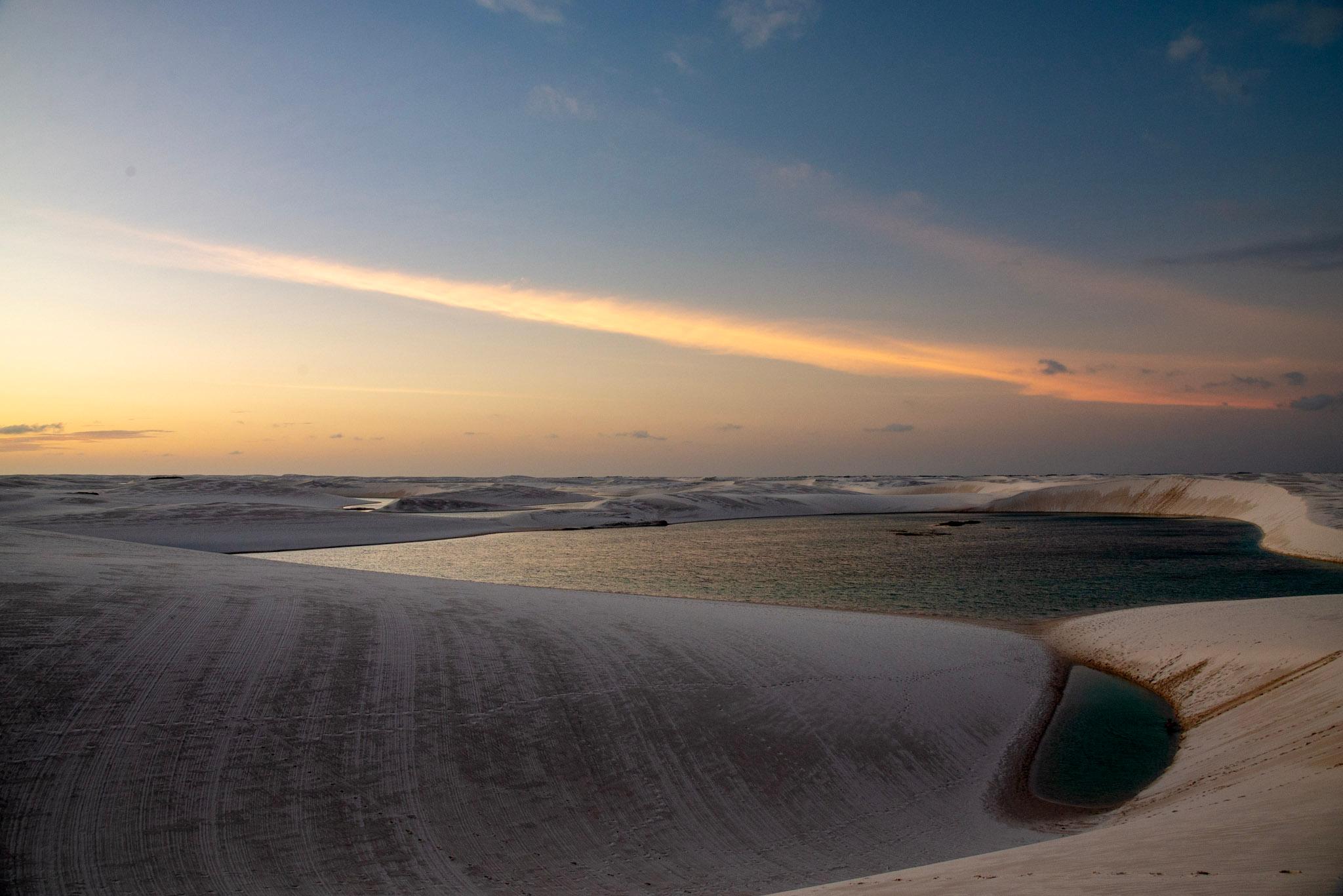 Lençóis Maranhenses: Lagoa Azul & Lagoa Bonita Full-Day Adventure