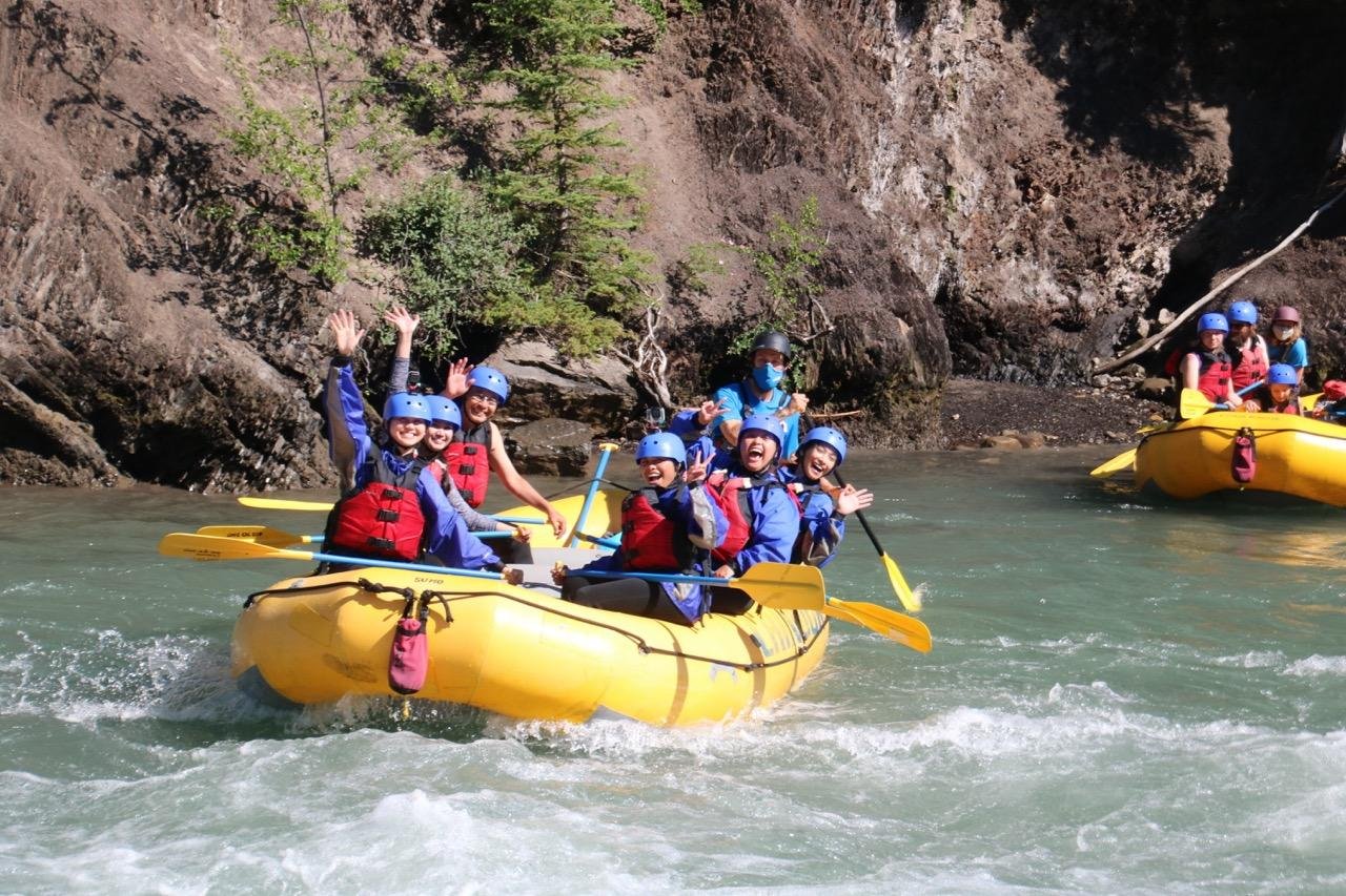 Afternoon Kananaskis River whitewater rafting near Banff — Canadian Rockies rafting (2)