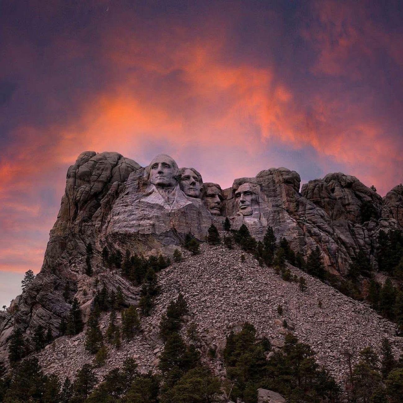 Mount Rushmore Winter Guided Tour from Rapid City