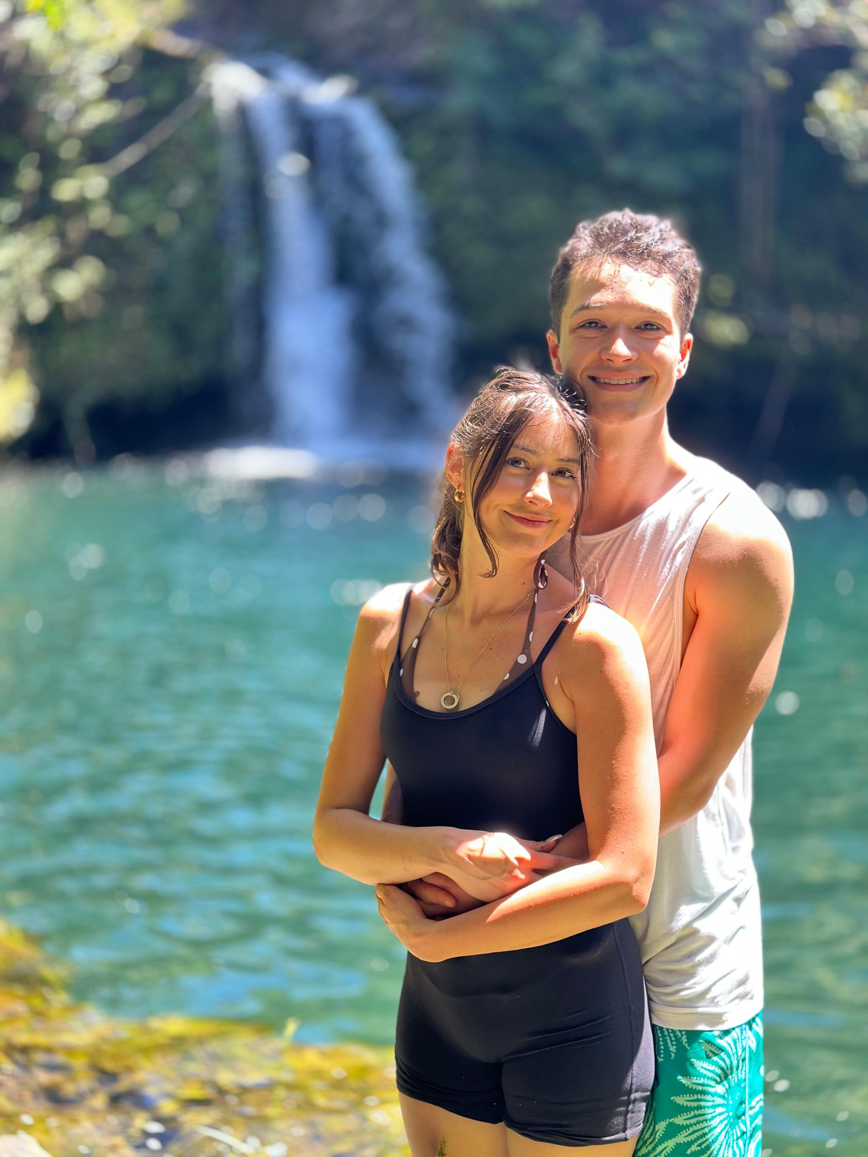 Full-Day Road to Hana Adventure with Local Guide