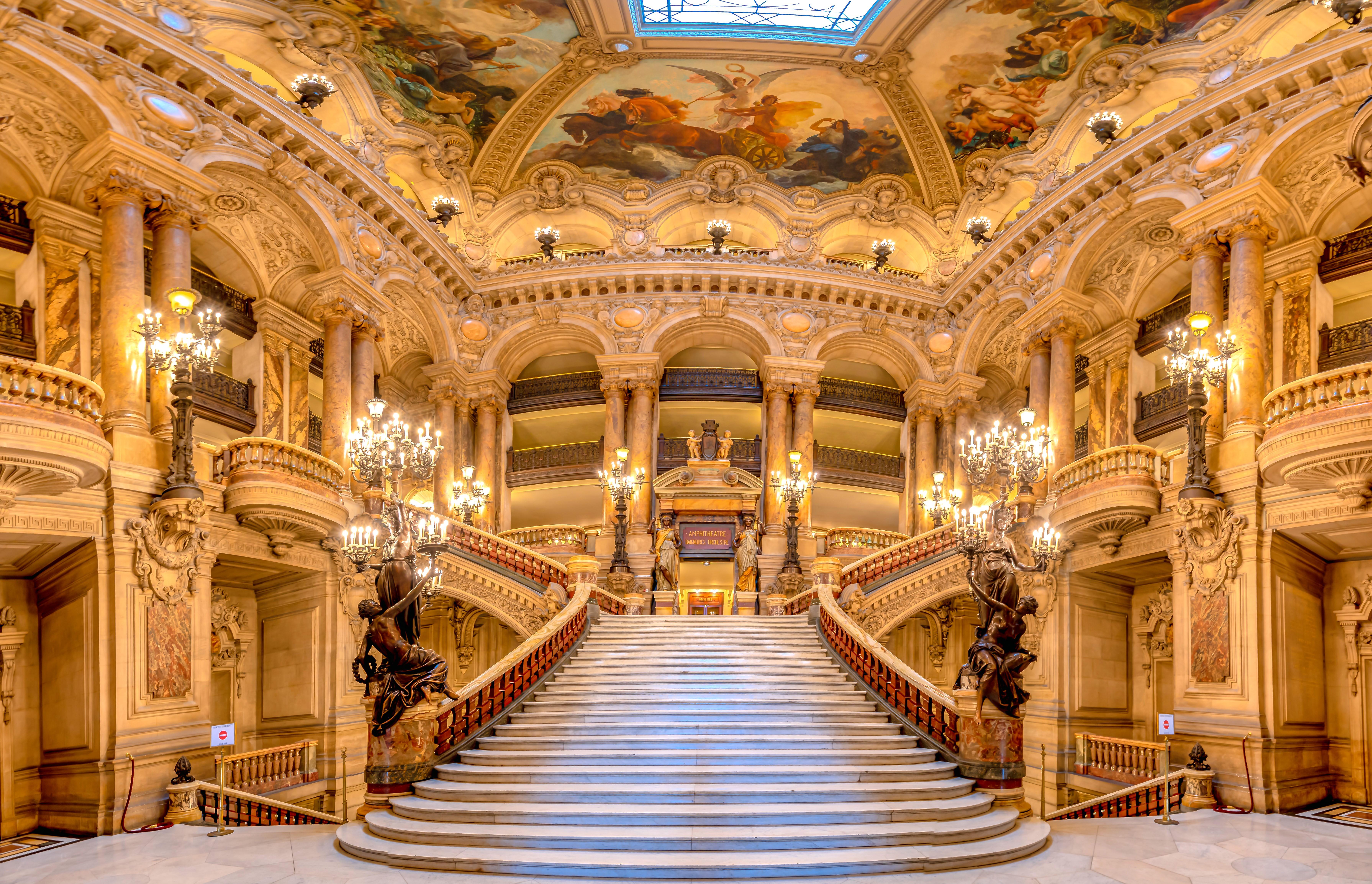 Opéra Garnier: Immersive Theatrical Guided Tour