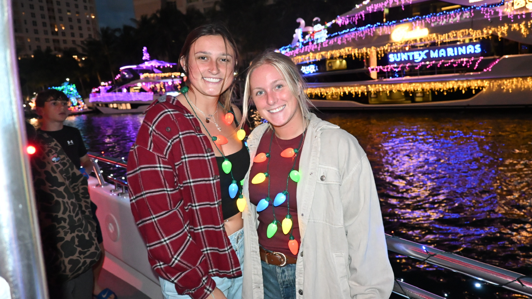 Fort Lauderdale Holiday Lights & Sunset Cruise