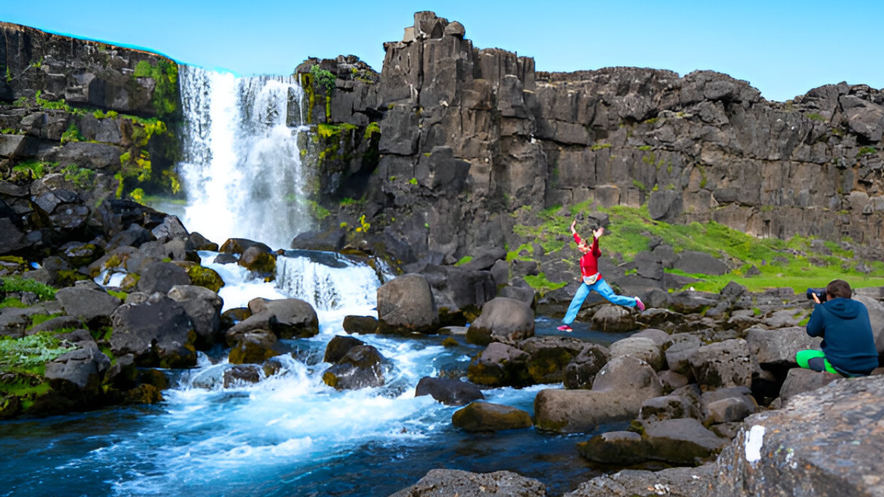 Golden Circle Small Group Excursion from Reykjavik Port