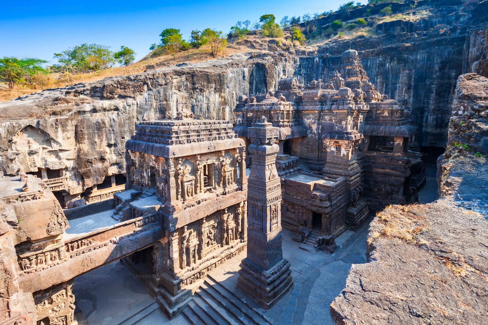 Private 2-Day Ajanta & Ellora Caves Expedition