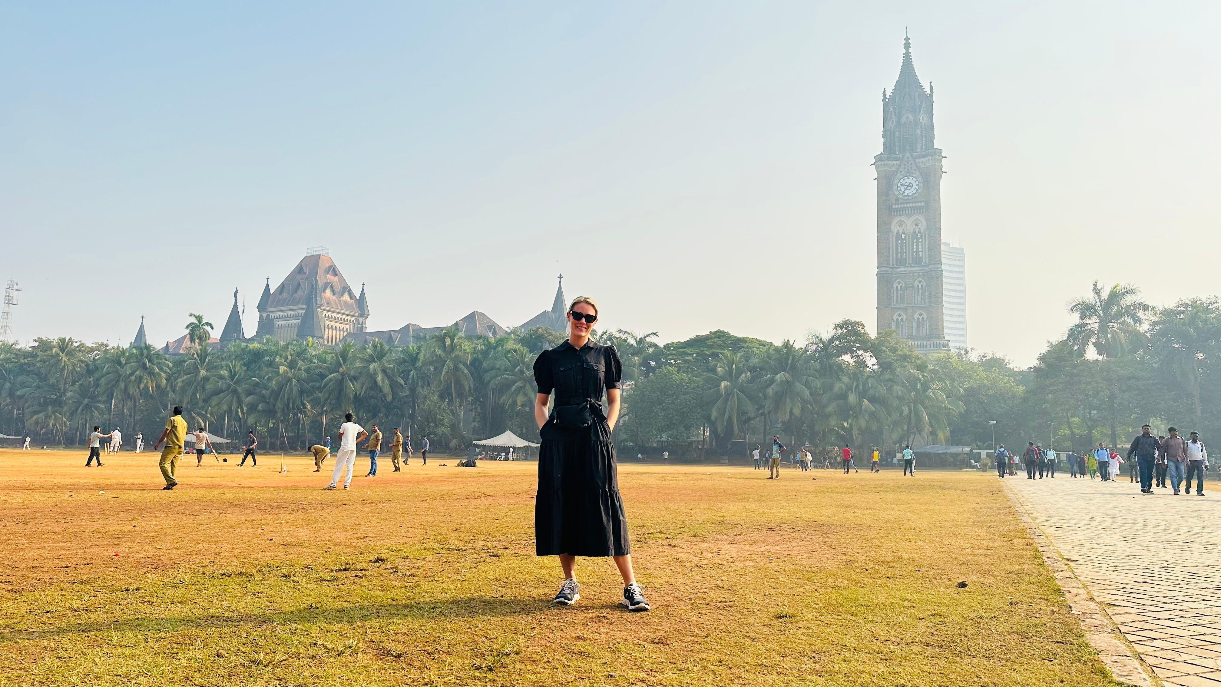 Customizable Mumbai City Explorer: Day & Night Private Tours